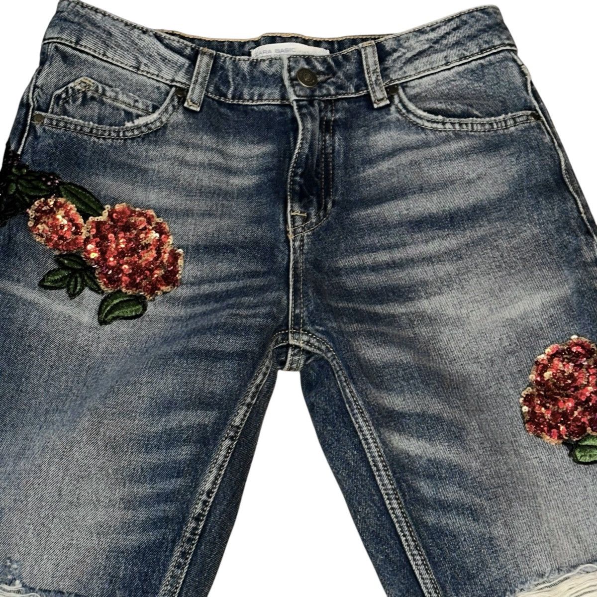 Zara Zara sequin embroidered rose mom jeans Size 26" / US 2 / IT 38 - 6 Thumbnail