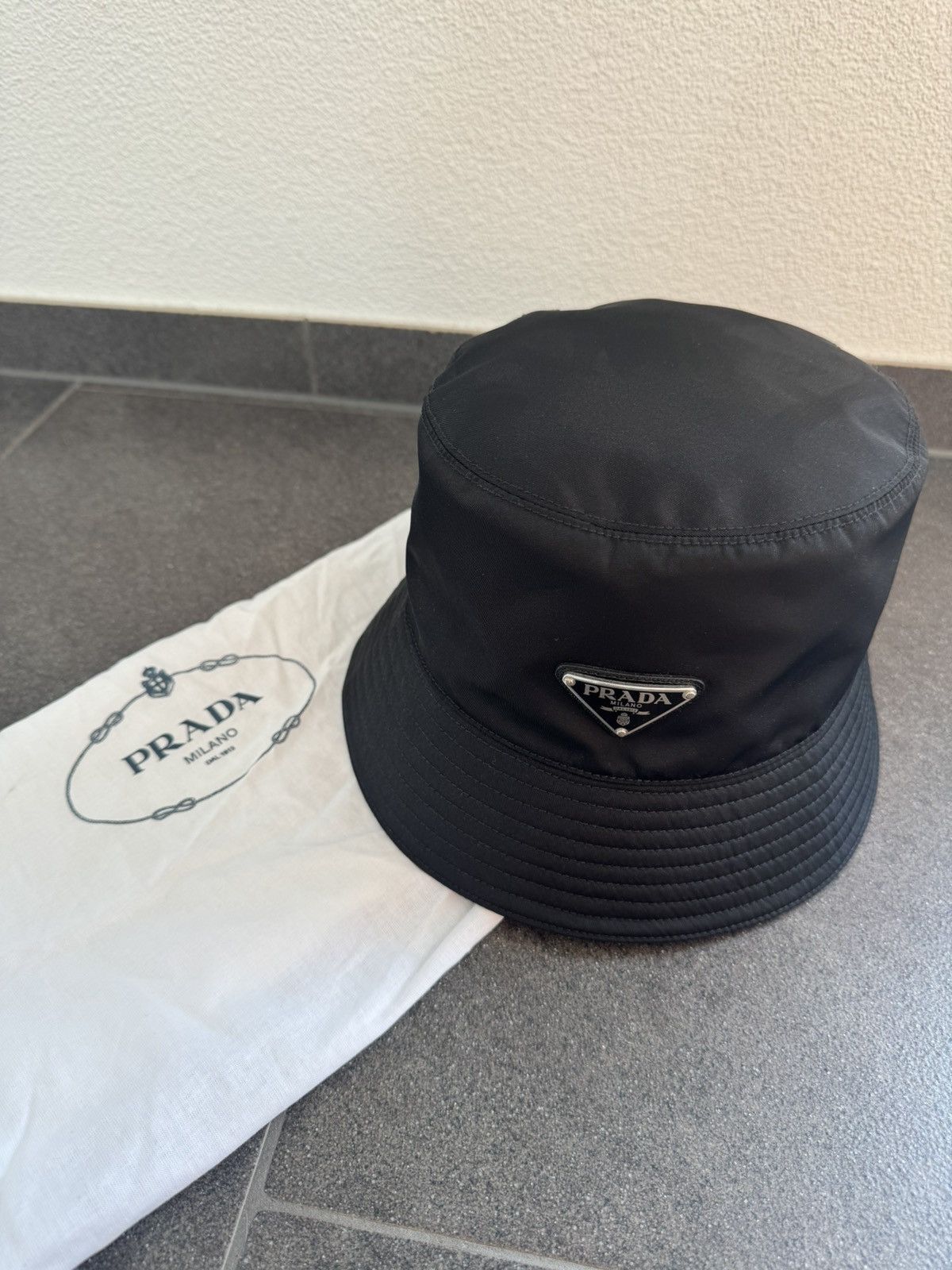 Prada Prada Bucket Hat Brand New Size ONE SIZE - 2 Thumbnail