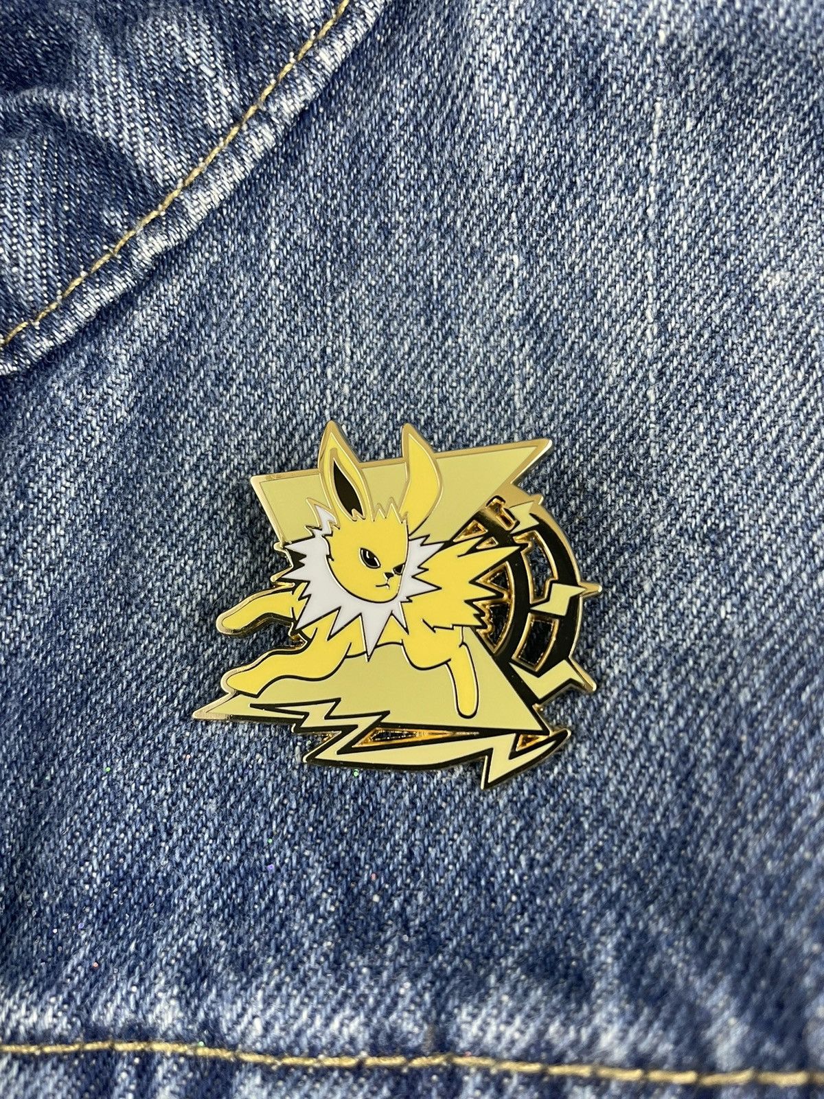 Other Jolteon Enamel Pin Size ONE SIZE - 1 Thumbnail