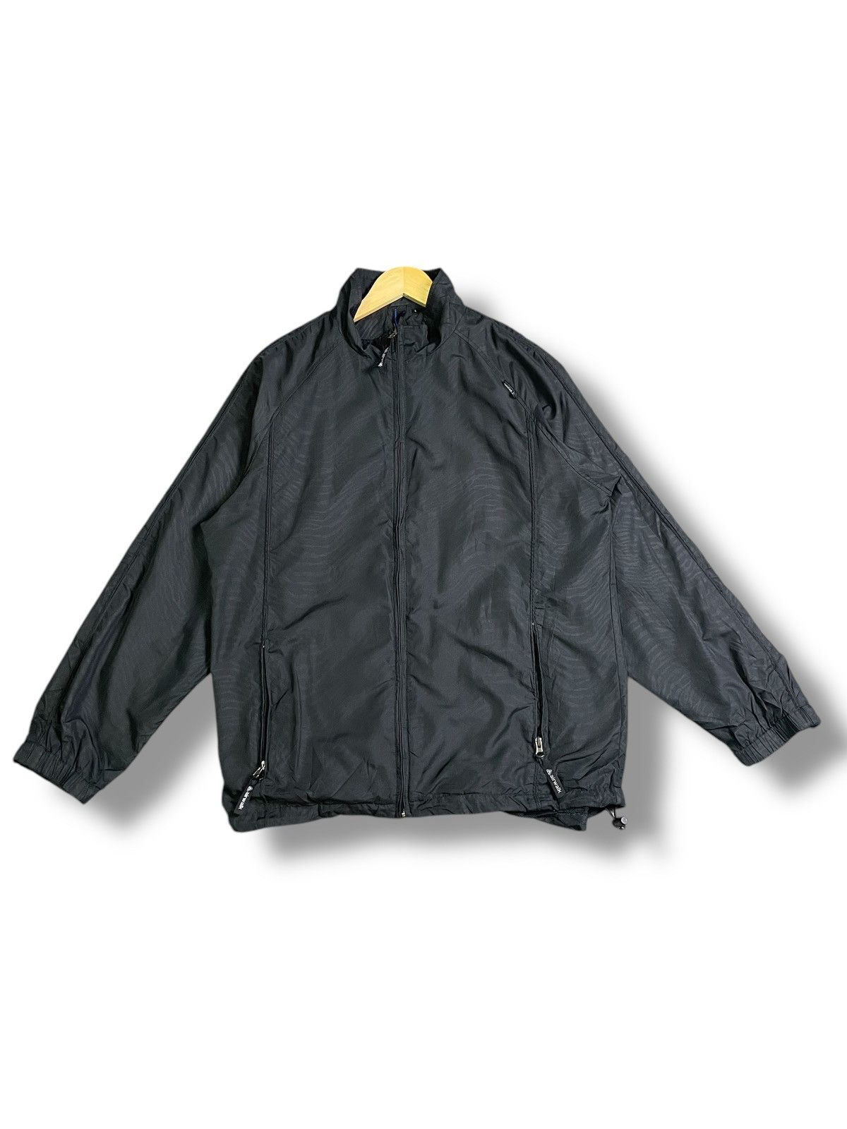 Airwalk × Vintage Airwalk x Vintage Waterproof Windbreaker (39) Size US L / EU 52-54 / 3 - 1 Thumbnail