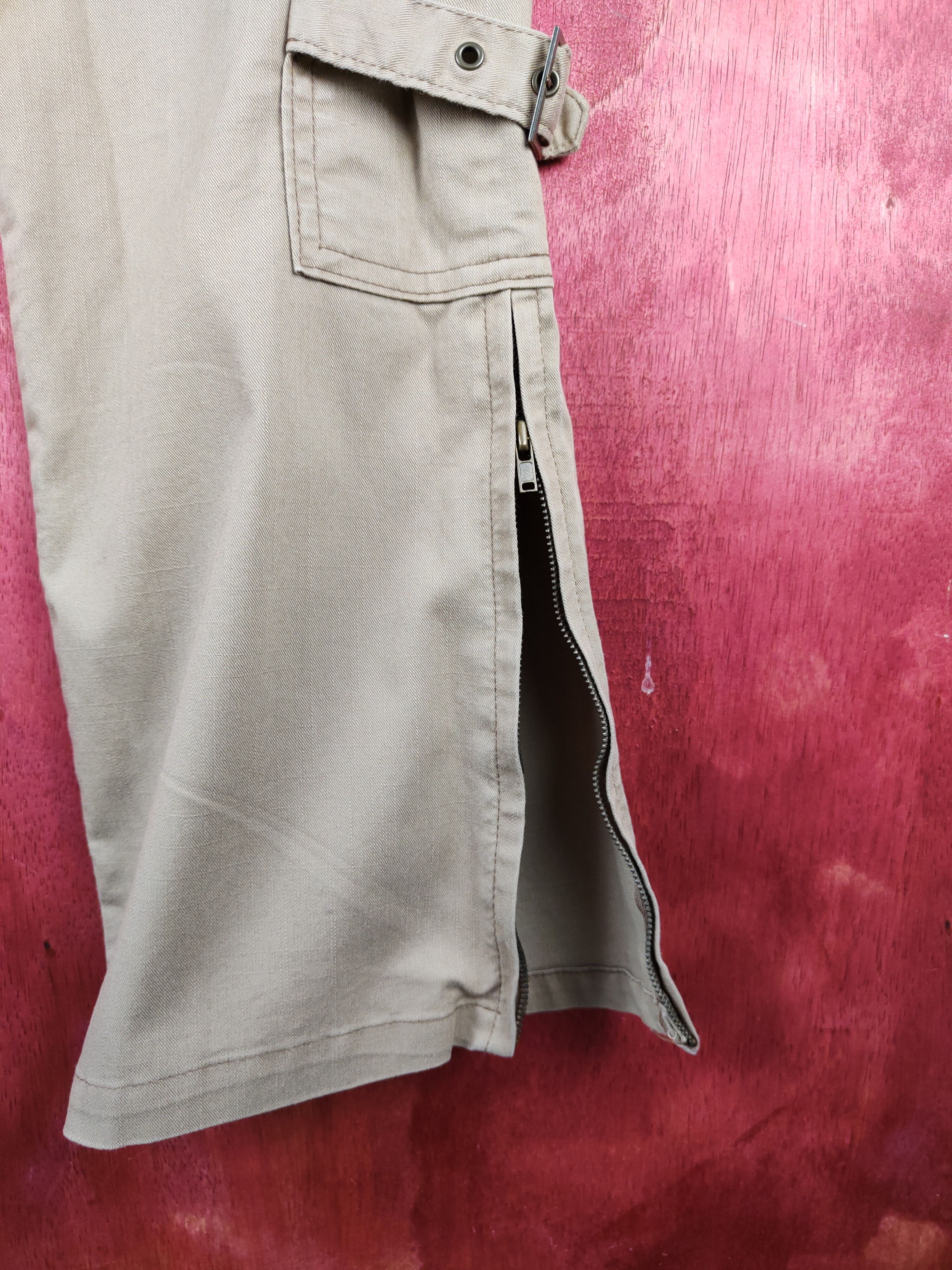 Japanese Brand Cashy Beige Multipocket Tactical Cargo Pants #S1259 Size 28" / US 6 / IT 42 - 6 Thumbnail