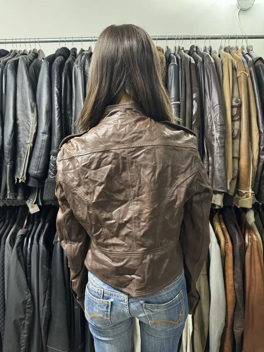 Just Cavalli FW2011 Cavalli Cropped Brown Leather Jacket Size XS / US 0-2 / IT 36-38 - 4 Thumbnail