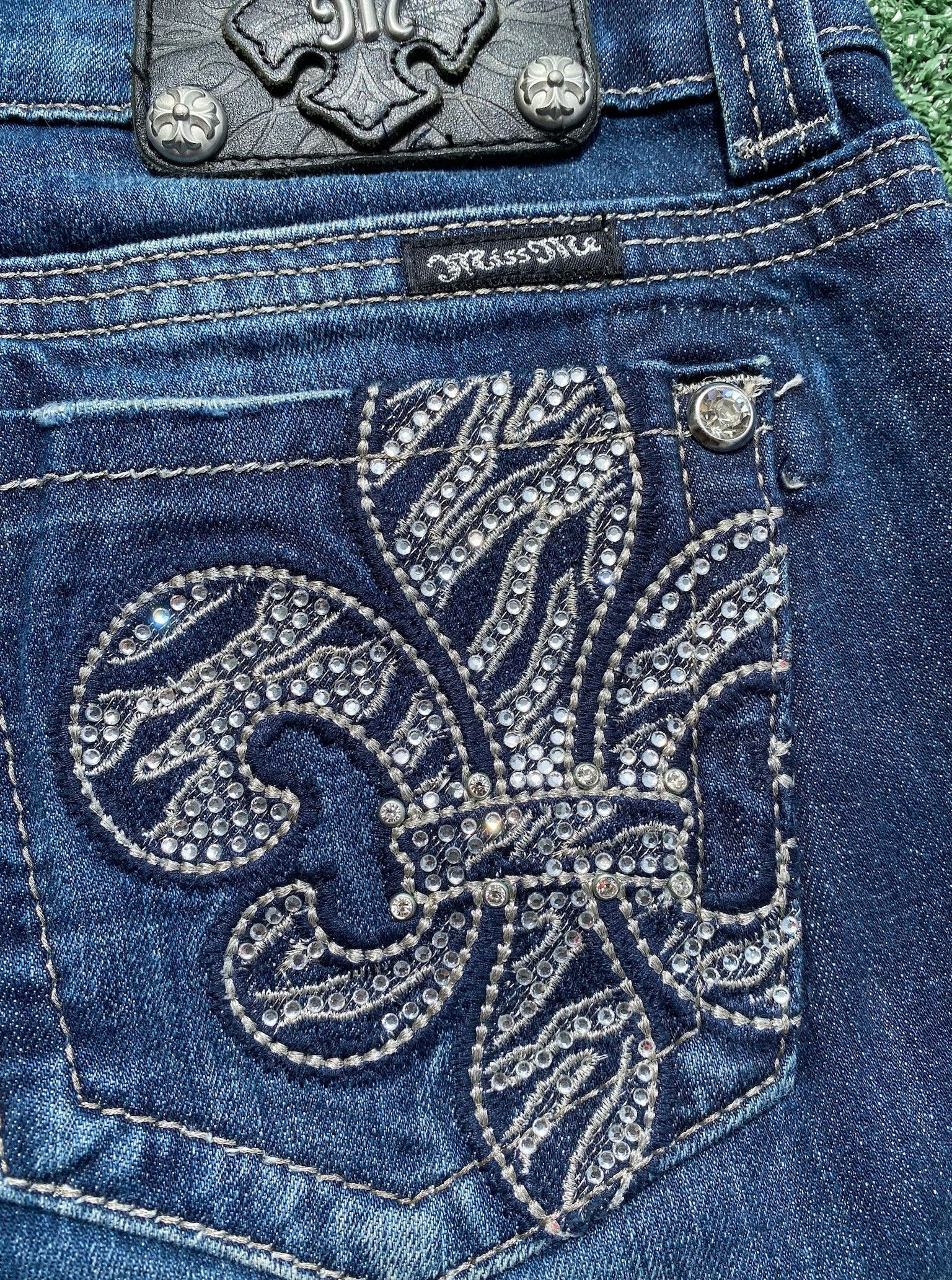 Miss Me Miss Me Fleur De Lis Rhinestone Bootcut Jeans 29” Waist Size 29" - 7 Thumbnail