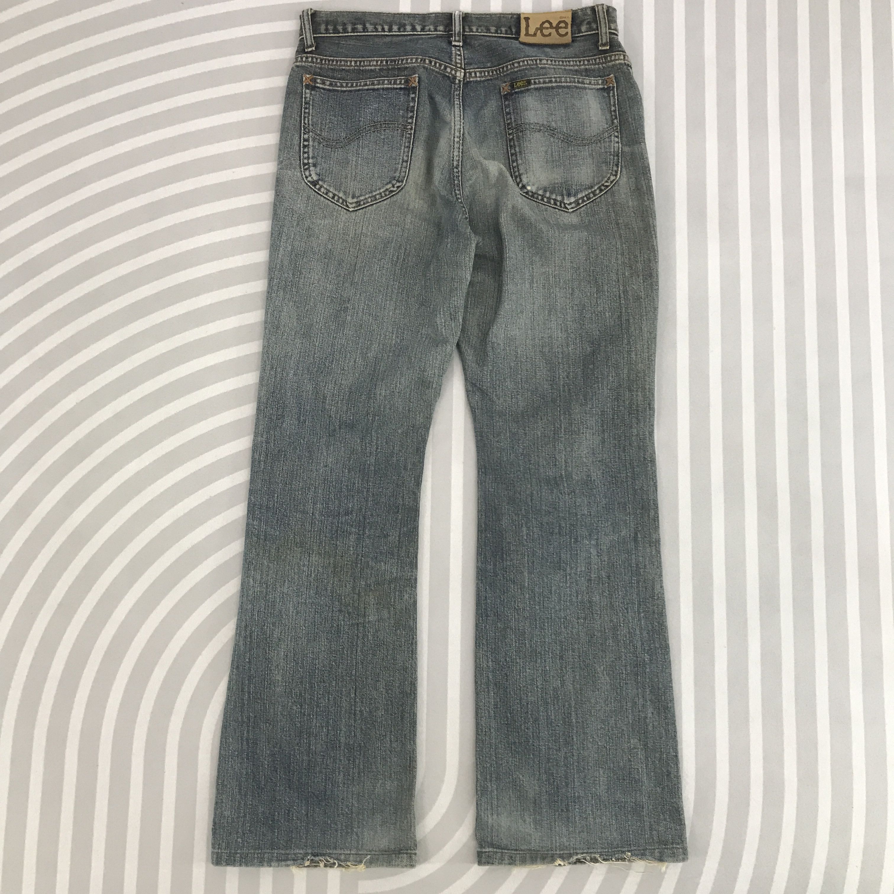 Japanese Brand × Lee × Vintage Flare Japan Denim Lee Distressed Bootcut Pants Size US 32 / EU 48 - 4 Thumbnail