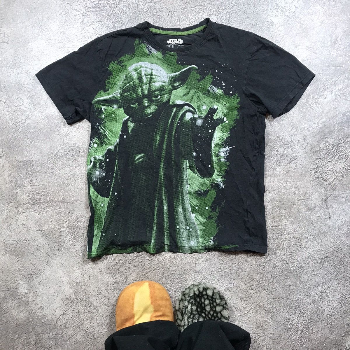 Star Wars VINTAGE OVERPINT YODA BIG LOGO TEE STAR WARS MOVIE 90s Size US S / EU 44-46 / 1 - 1 Thumbnail
