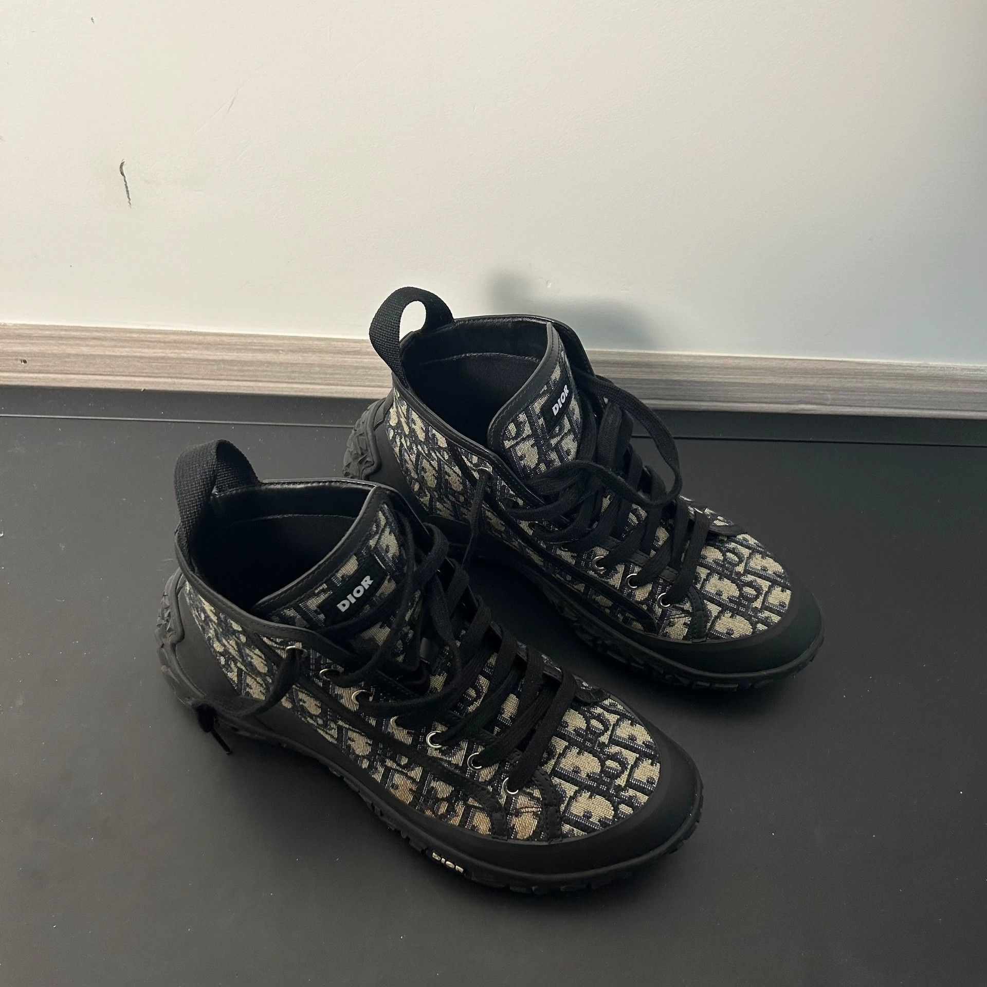 Dior Dior B28 High-Top Sneakers Size 42 Size US 9 / EU 42 - 1 Thumbnail