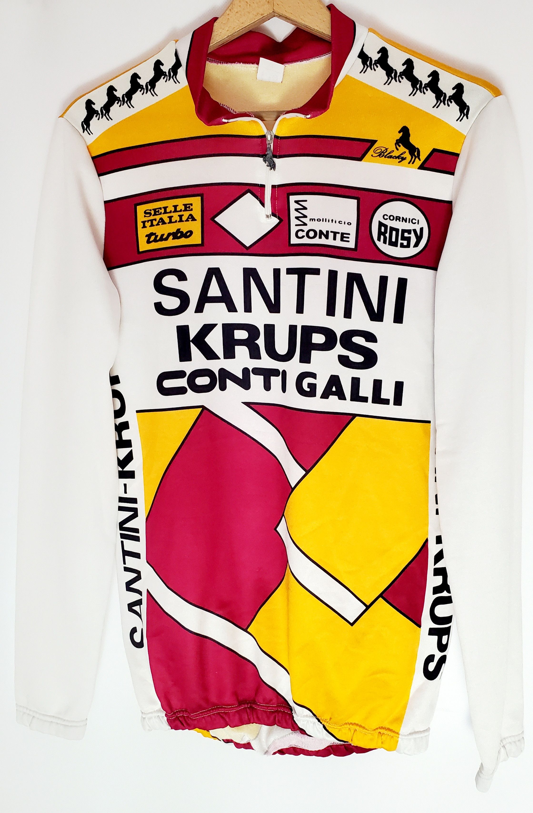 Vintage Vintage 90s Blacky Cycling Jersey Crups Conti Galli size M Size US M / EU 48-50 / 2 - 1 Thumbnail