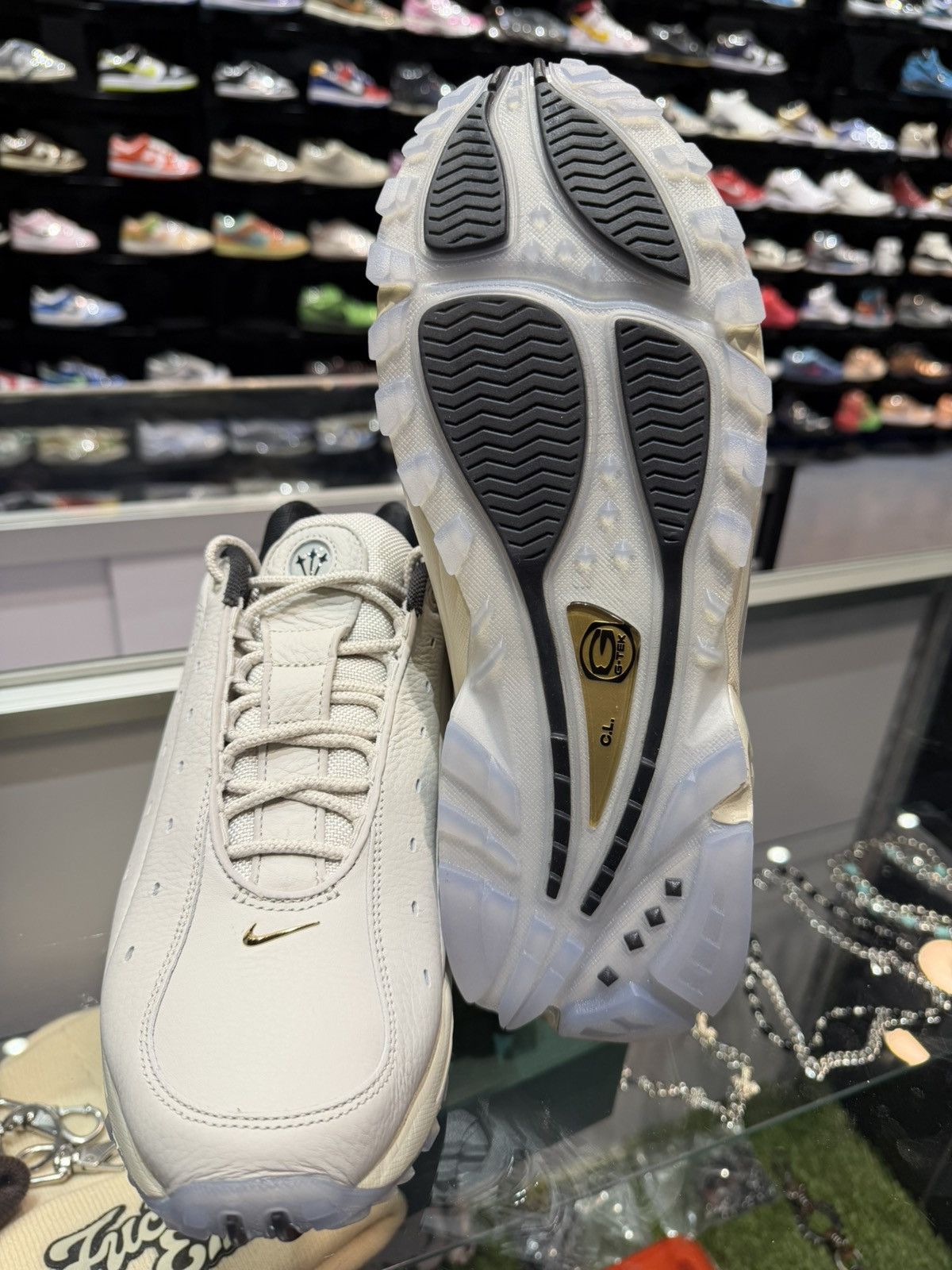 Nike Size 9.5 - Nike Hot Step Air Terra “Champagne” Size US 9.5 / EU 42-43 - 9 Thumbnail