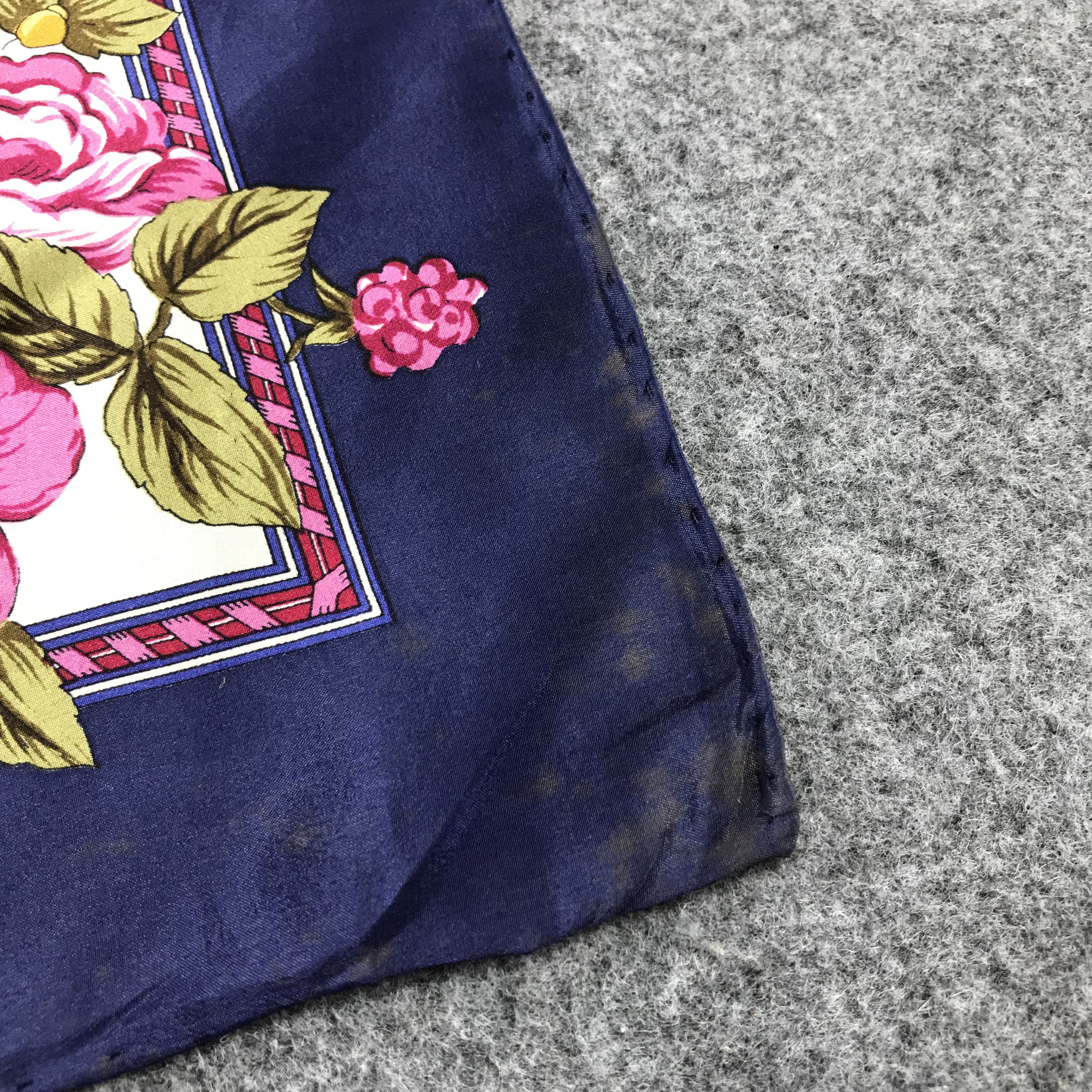 Japanese Brand Vintage Luxury Floral Silk Scarf M120 Size ONE SIZE - 4 Thumbnail