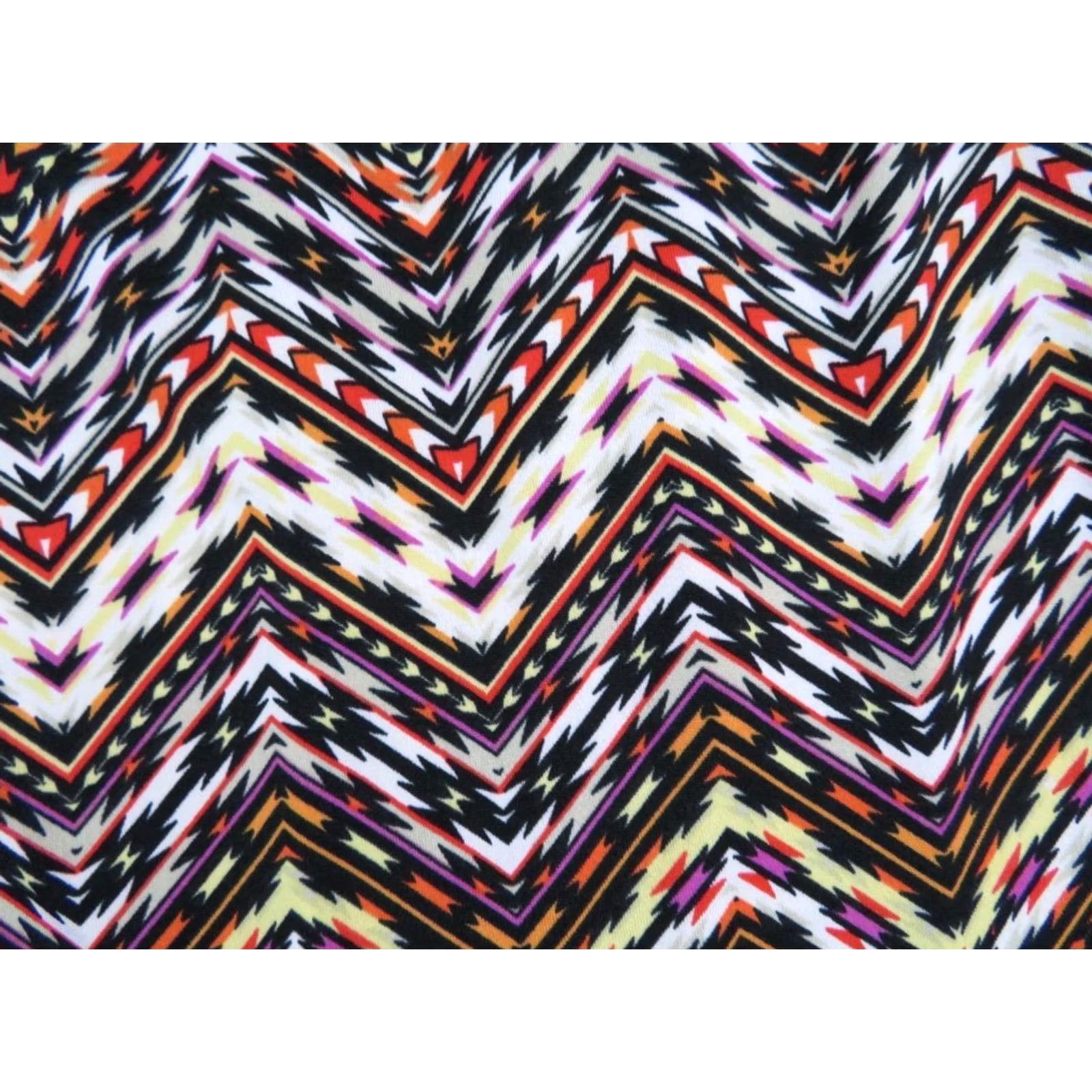 Vintage LuLaRoe Madison Skirt XS Pockets Geometric Neon Pink Aztec Women's Madison Skirt XS Geometric Neon Pink Aztec LuLaRoe Size 26" / US 2 / IT 38 - 4 Thumbnail