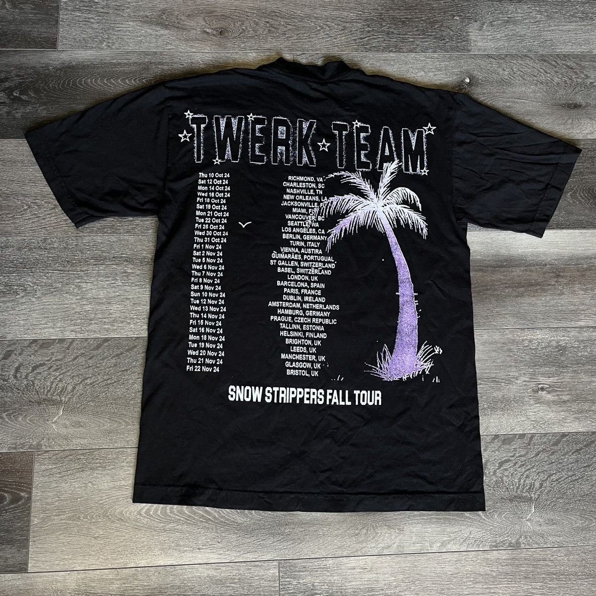 Online Ceramics Snow Strippers Twerk Team Fall World Tour 2024 Girl Logo Tee Size US M / EU 48-50 / 2 - 2 Thumbnail