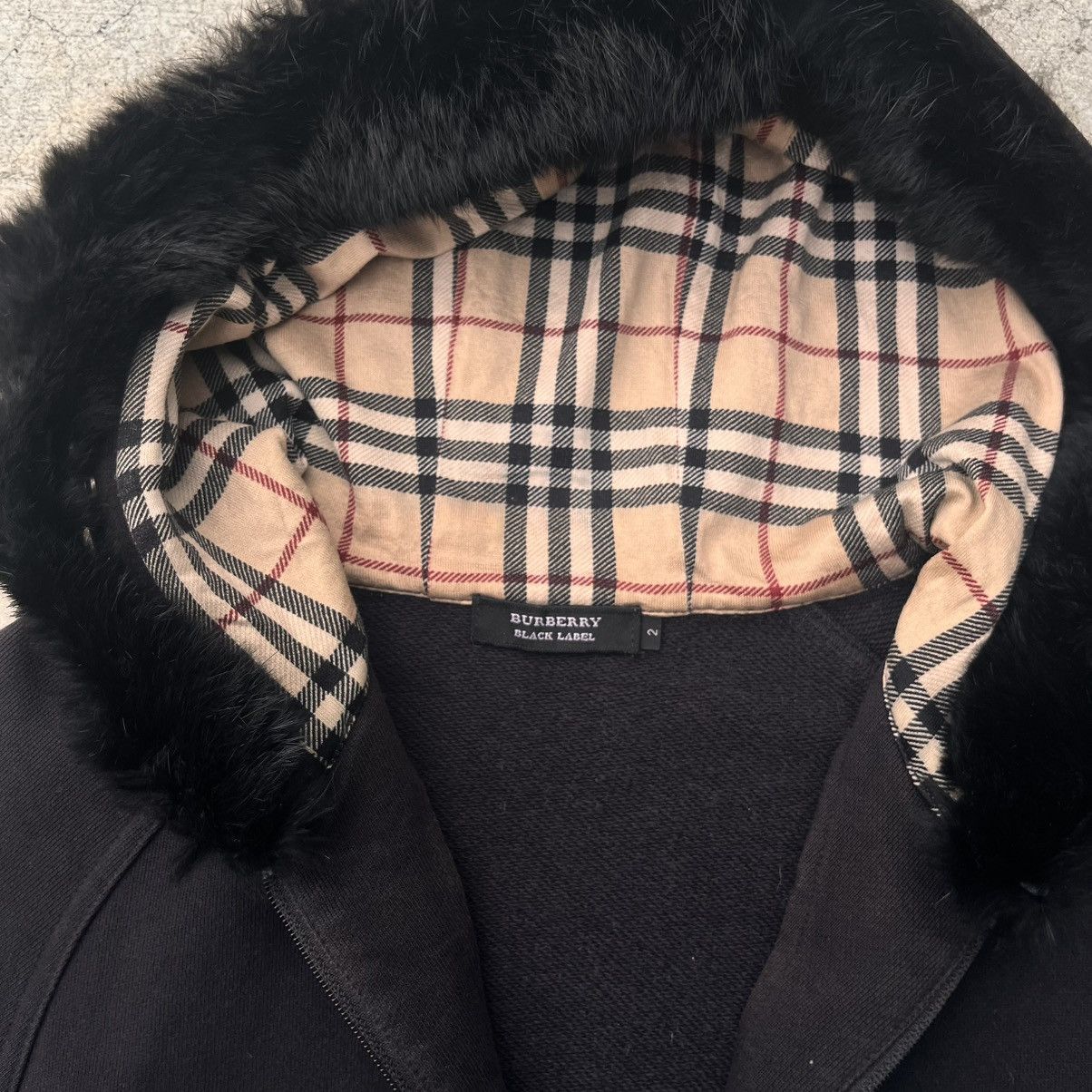 Burberry Burberry Black Label Faux Fur Jacket Size US S / EU 44-46 / 1 - 3 Thumbnail