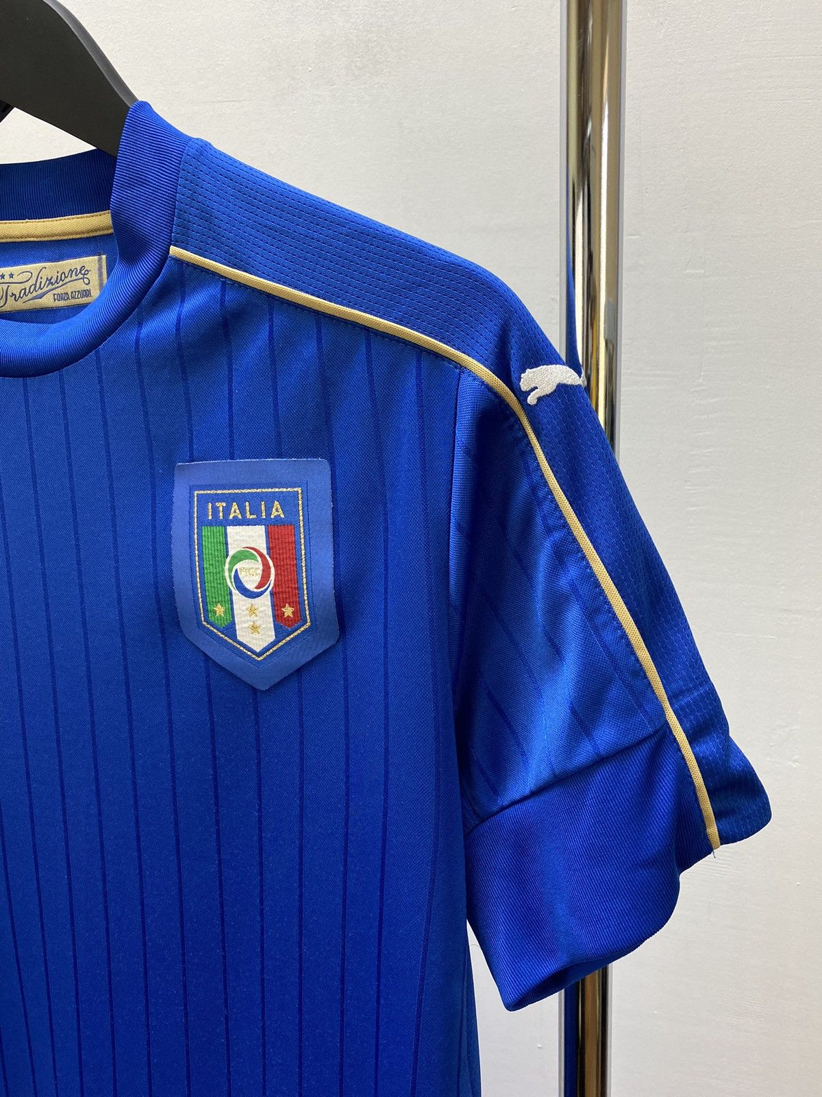 Puma Puma Italy 2016 Home Kit Soccer Jersey Football Shirt Size US M / EU 48-50 / 2 - 8 Thumbnail