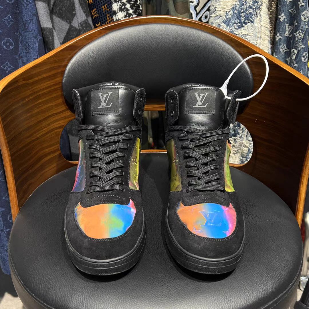 Louis Vuitton Louis Vuitton Rivoli Monogram Sneakers K15 Size US 9 / EU 42 - 2 Thumbnail