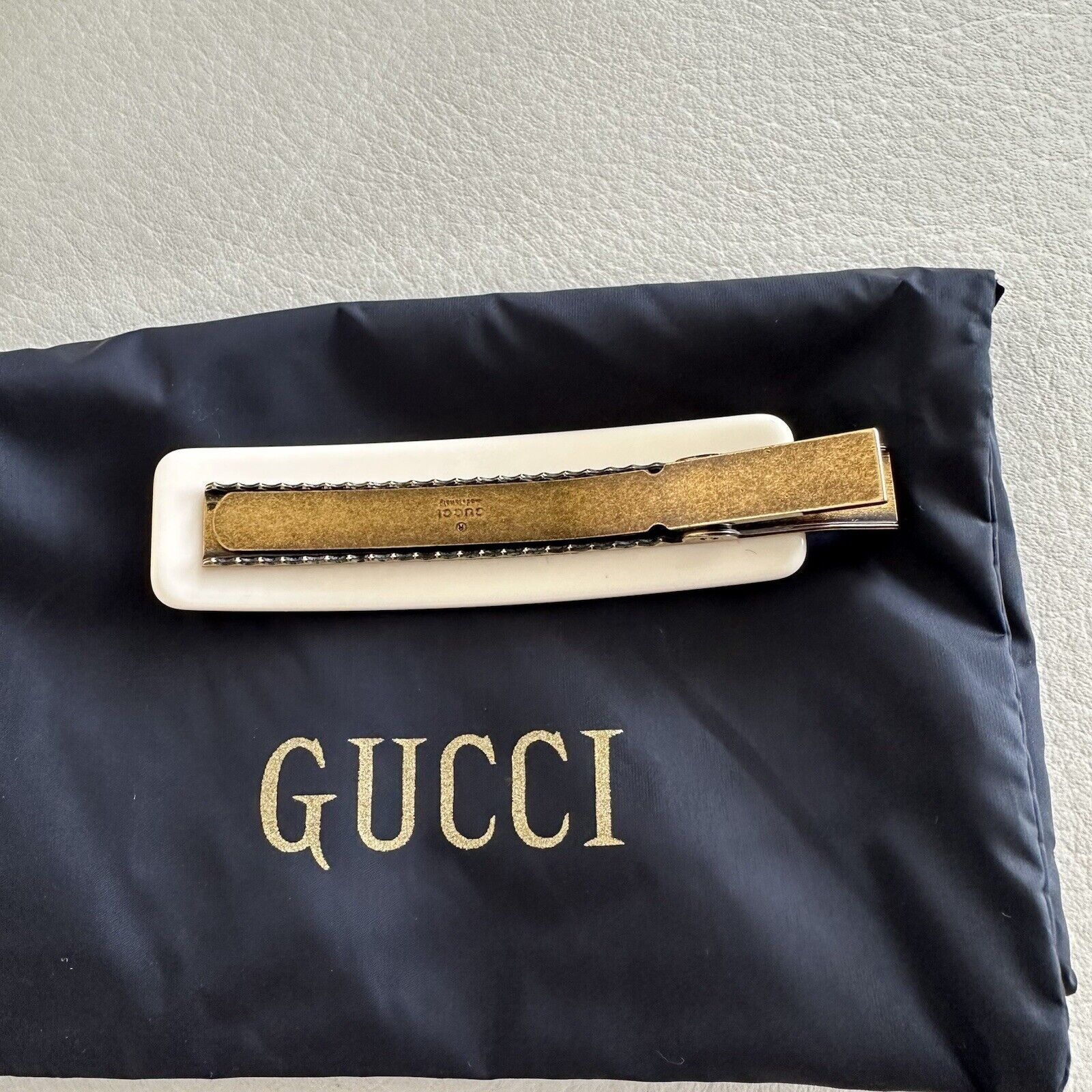 Gucci NEW GUCCI CRYSTAL HAIR INTERLOCKING G Clip White Crystal￼ Size ONE SIZE - 10 Thumbnail