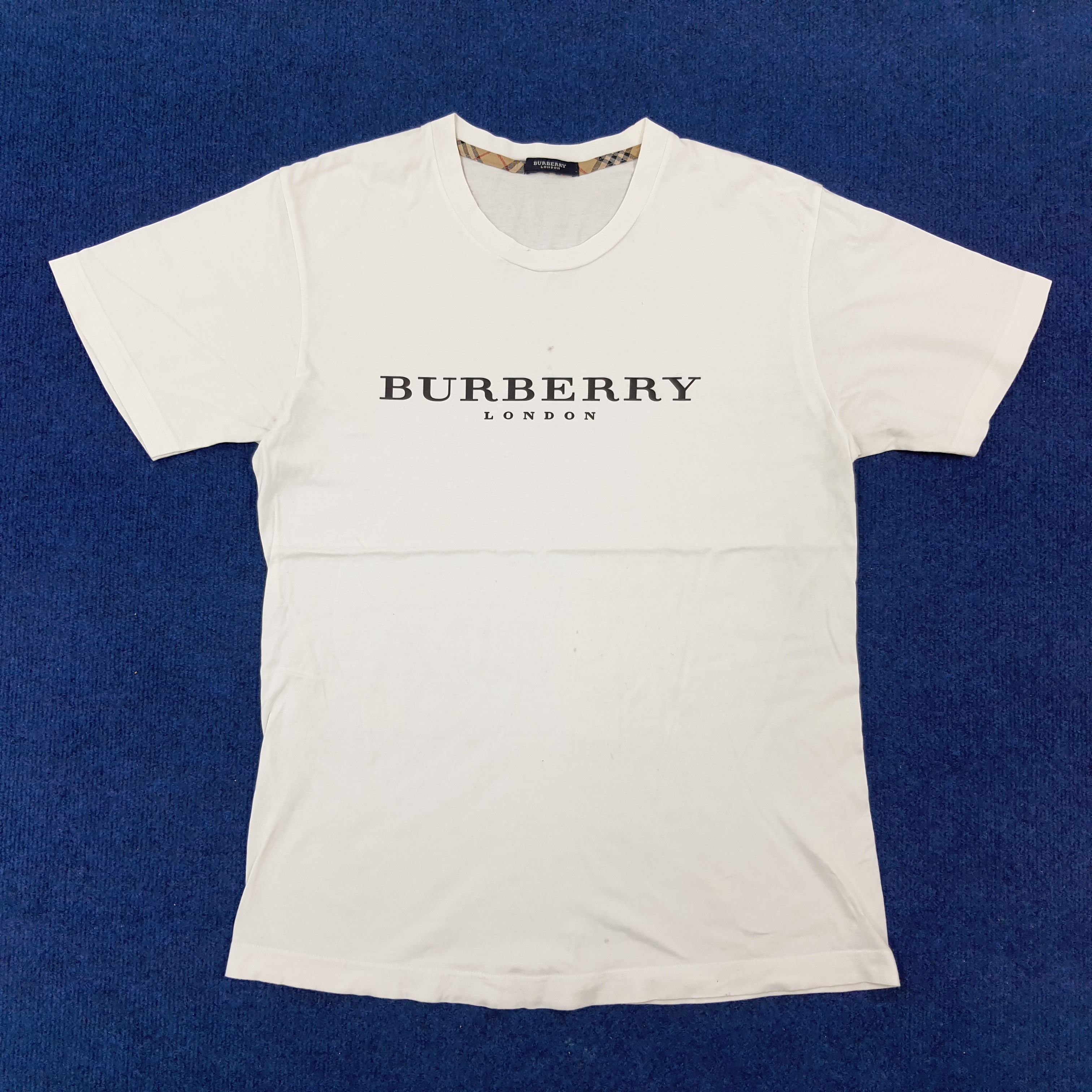 Burberry × Vintage Vintage Burberry London Nova Check Designer Tshirt Size US M / EU 48-50 / 2 - 1 Thumbnail