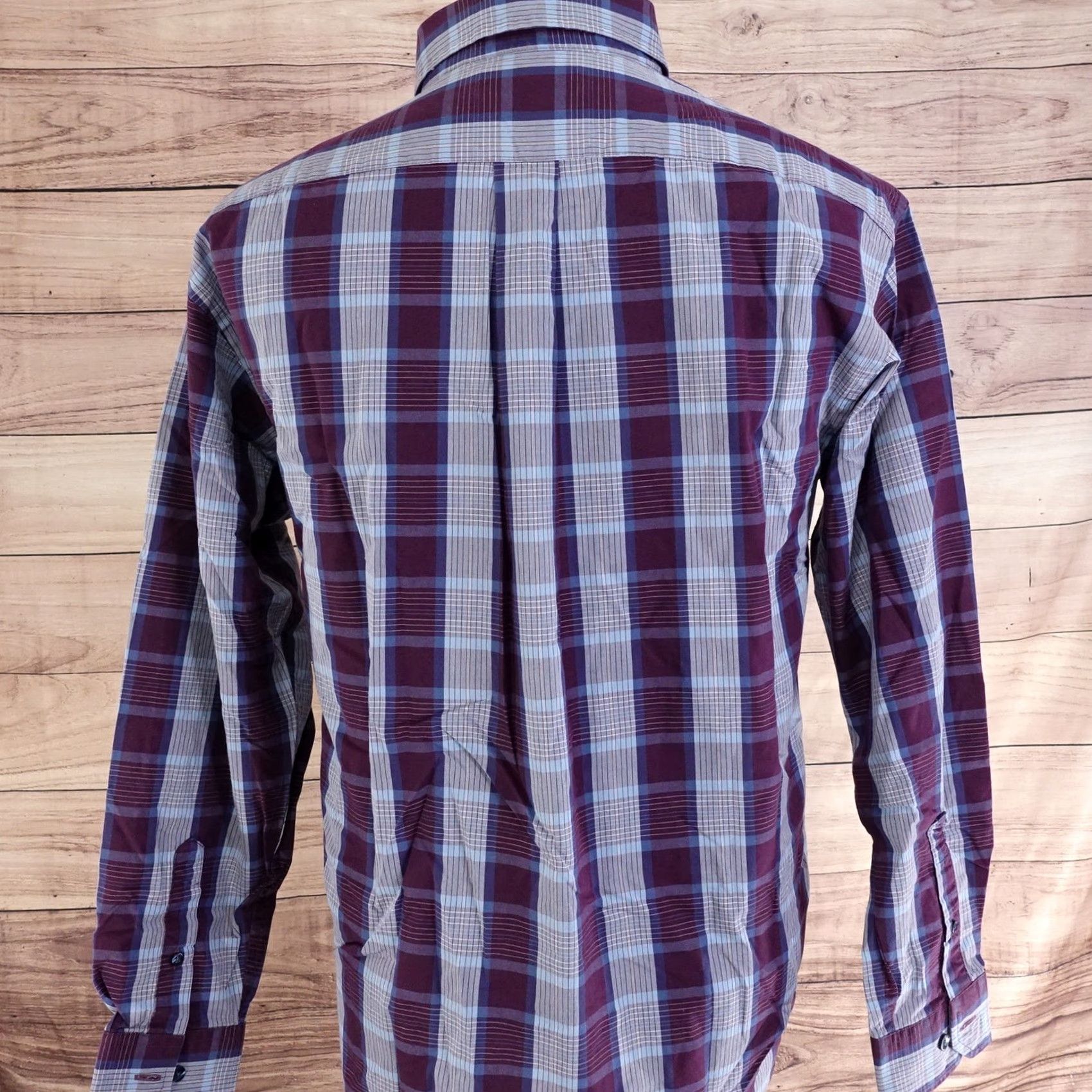 Roundtree & Yorke ROUNDTREE & YORKE PLAID BUTTON DOWN SHIRT MENS SIZE L Size US L / EU 52-54 / 3 - 4 Thumbnail