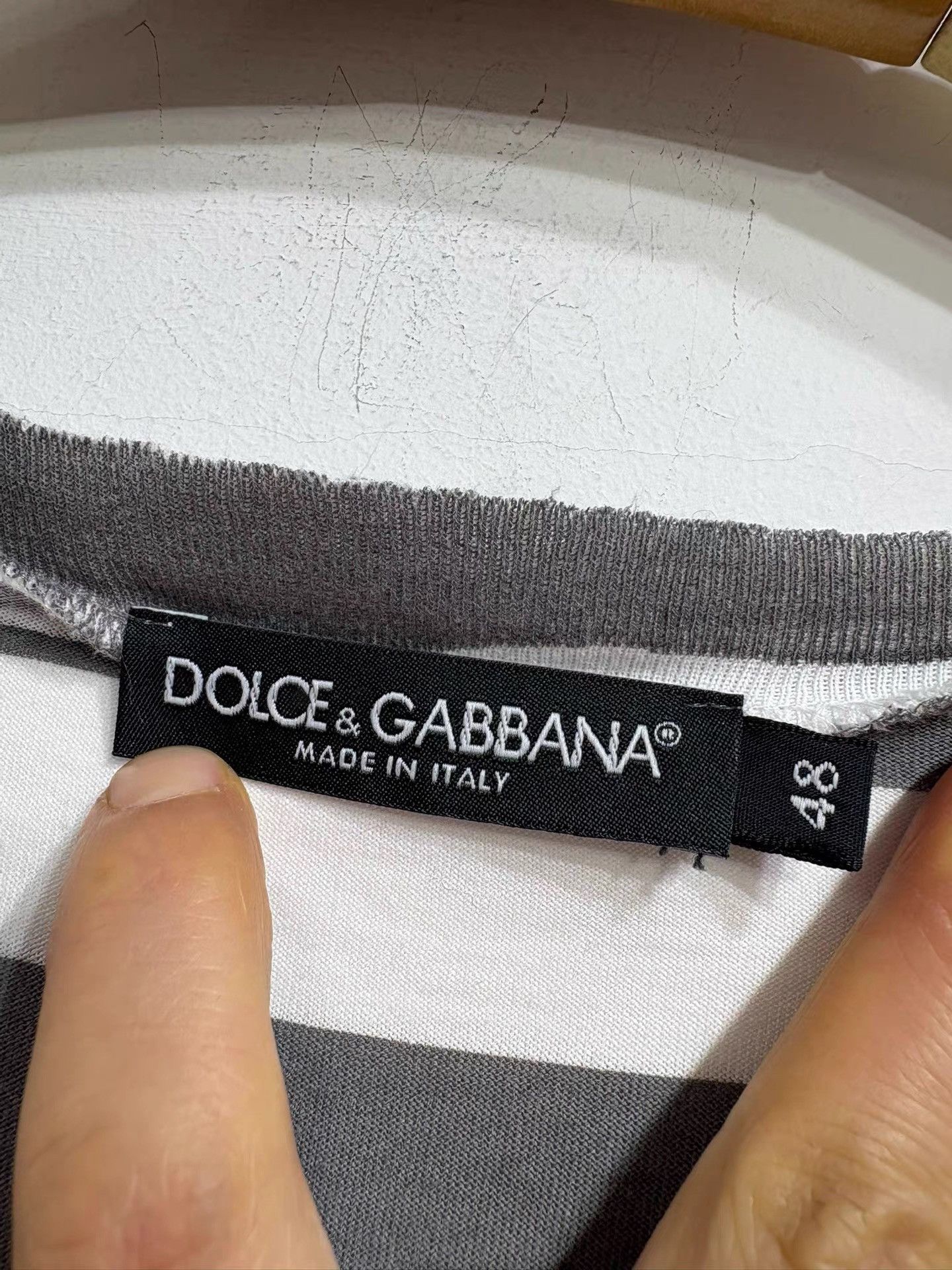 Dolce & Gabbana Dolce&Gabbana Men's V-neck Striped Short Sleeve T-shirt K29 Size US M / EU 48-50 / 2 - 4 Thumbnail