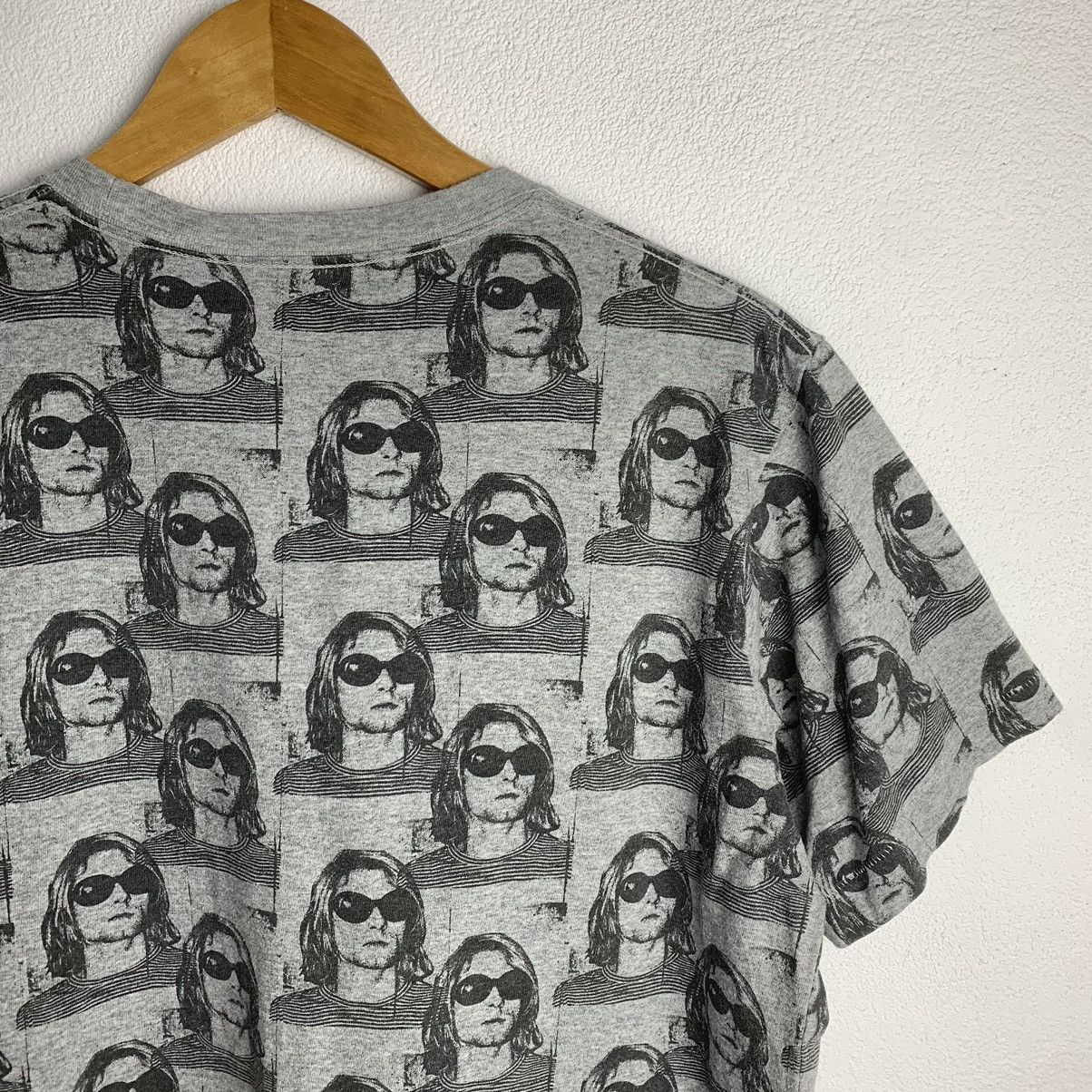 Band Tees × Nirvana × Uniqlo Uniqlo x Nirvana Kurt Cobain All Over Print Tee Size US S / EU 44-46 / 1 - 8 Thumbnail