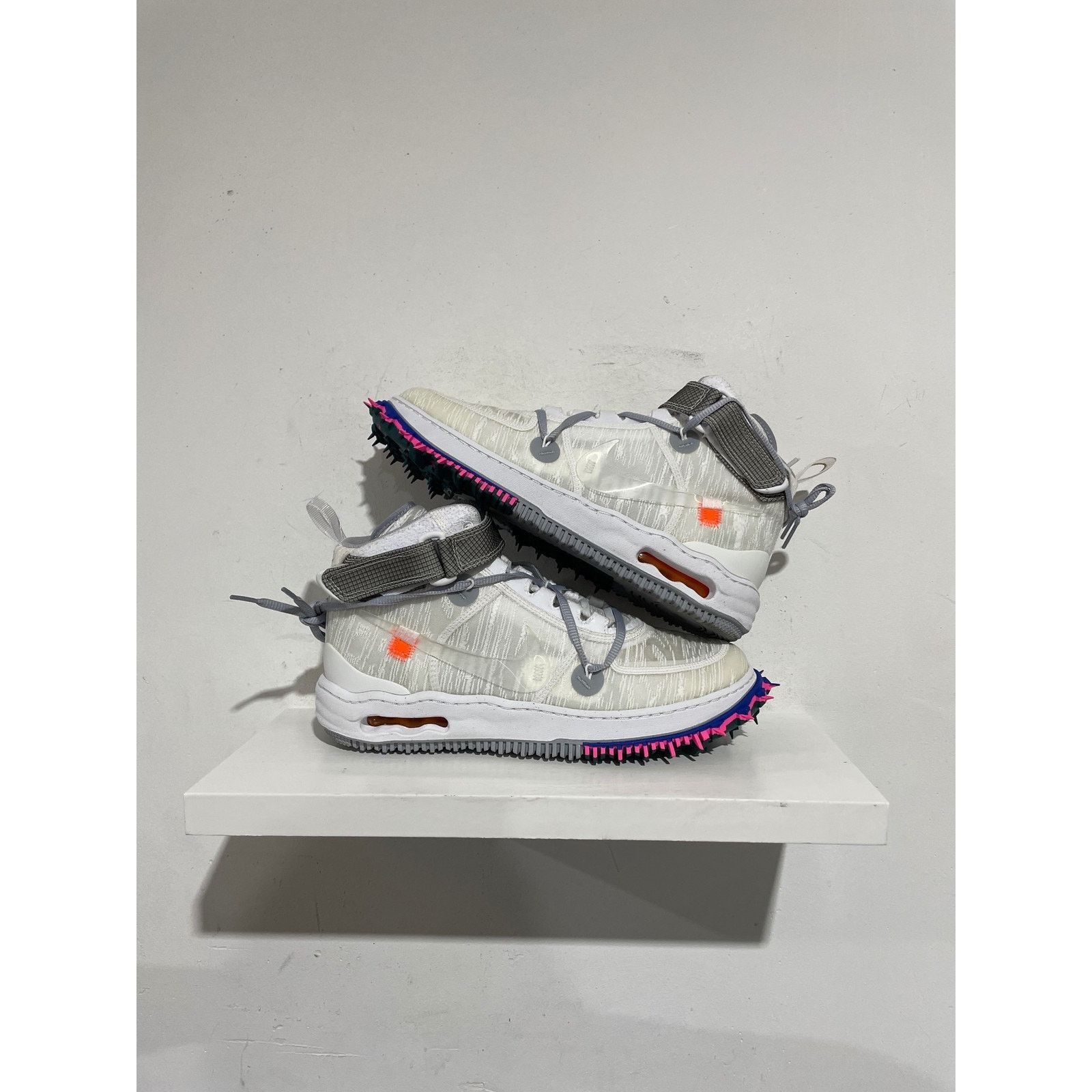 Nike NIKE AIR FORCE 1 MID OFF WHITE WHITE SIZE 10 PREOWNED Size US 10 / EU 43 - 1 Thumbnail