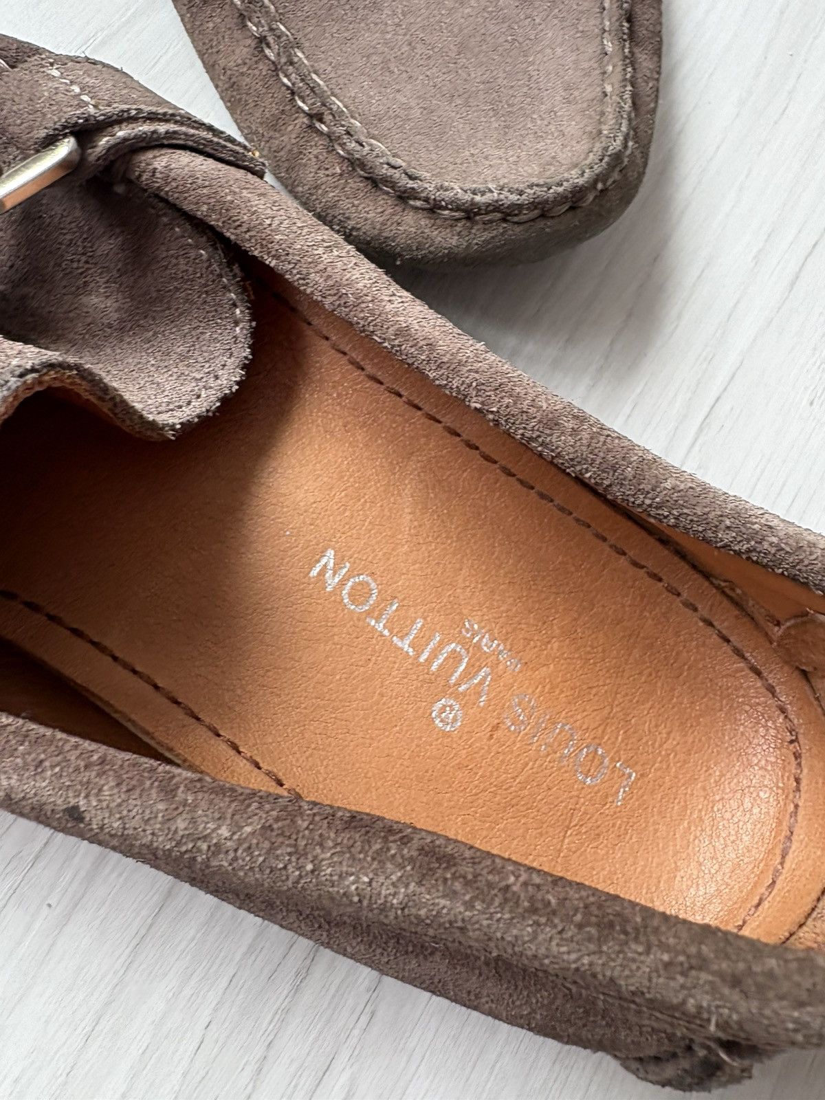 Louis Vuitton Limited edition Louis Vuitton suede loafers Size US 9 / EU 42 - 12 Thumbnail