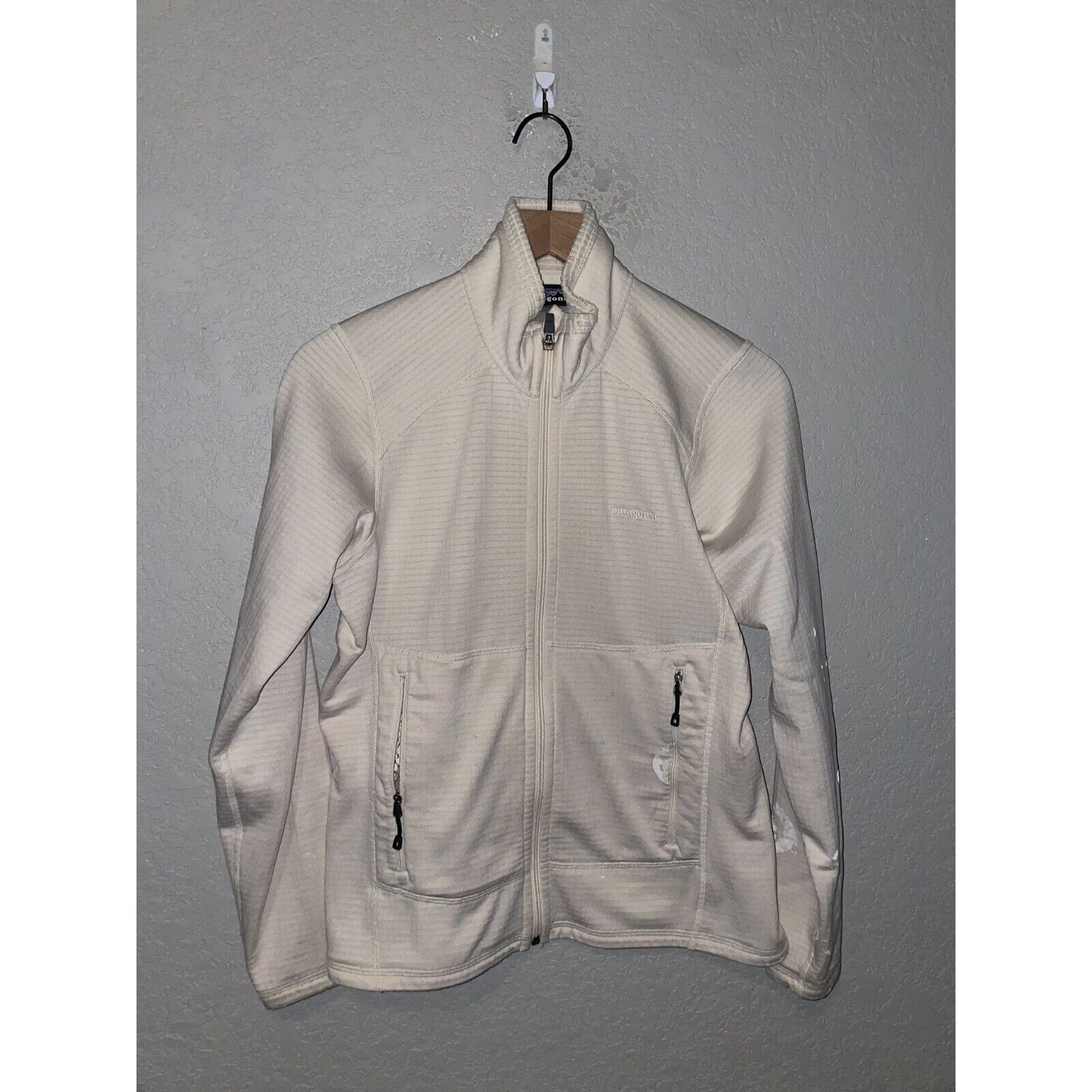 Patagonia Womens Patagonia Full Zip White Jacket Light Weight Small Size S / US 4 / IT 40 - 1 Thumbnail