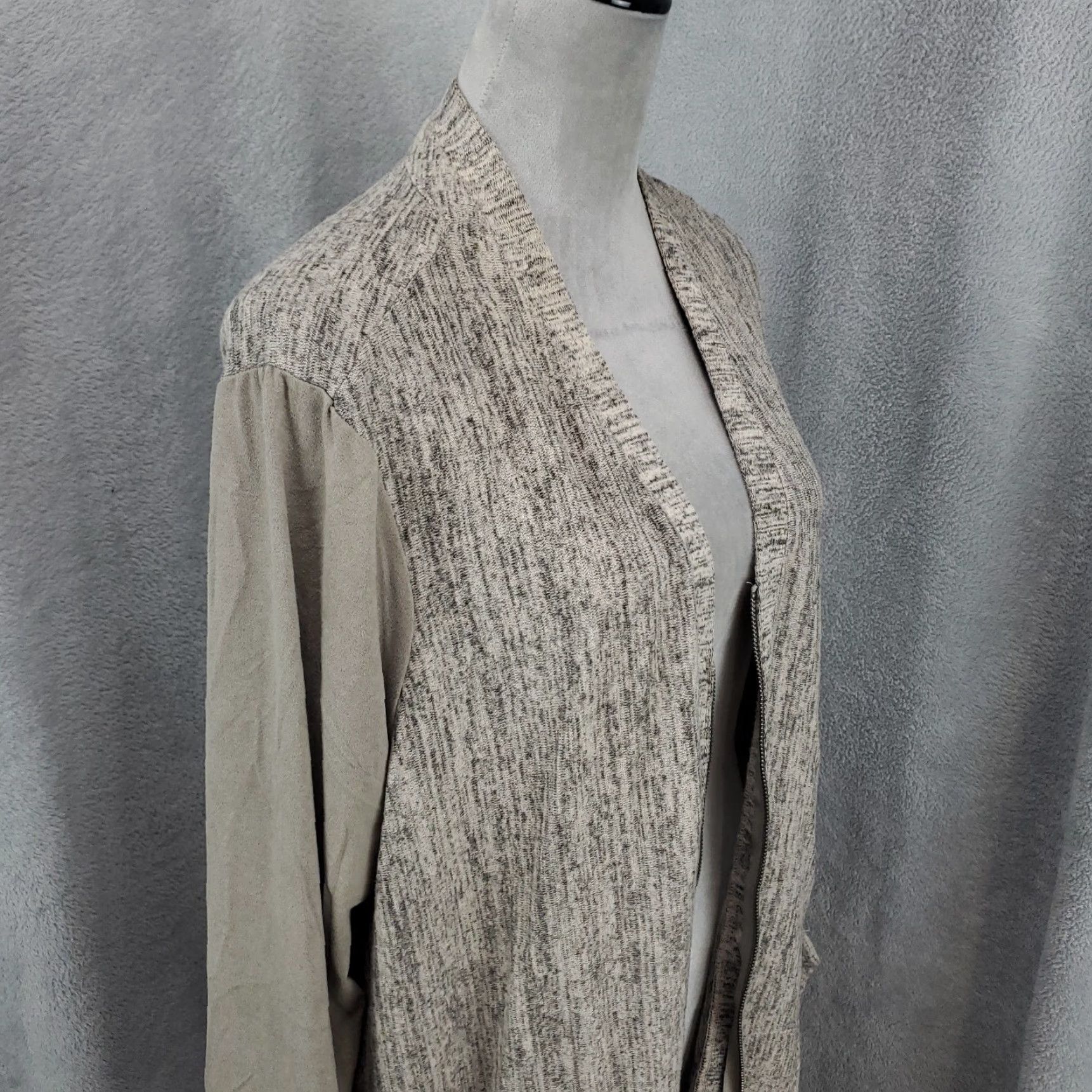 Vintage LOGO Lori Goldstein Full Zip Cardigan Jacket Womens Size 1X Gray Beige Flowy Size XL / US 12-14 / IT 48-50 - 2 Thumbnail