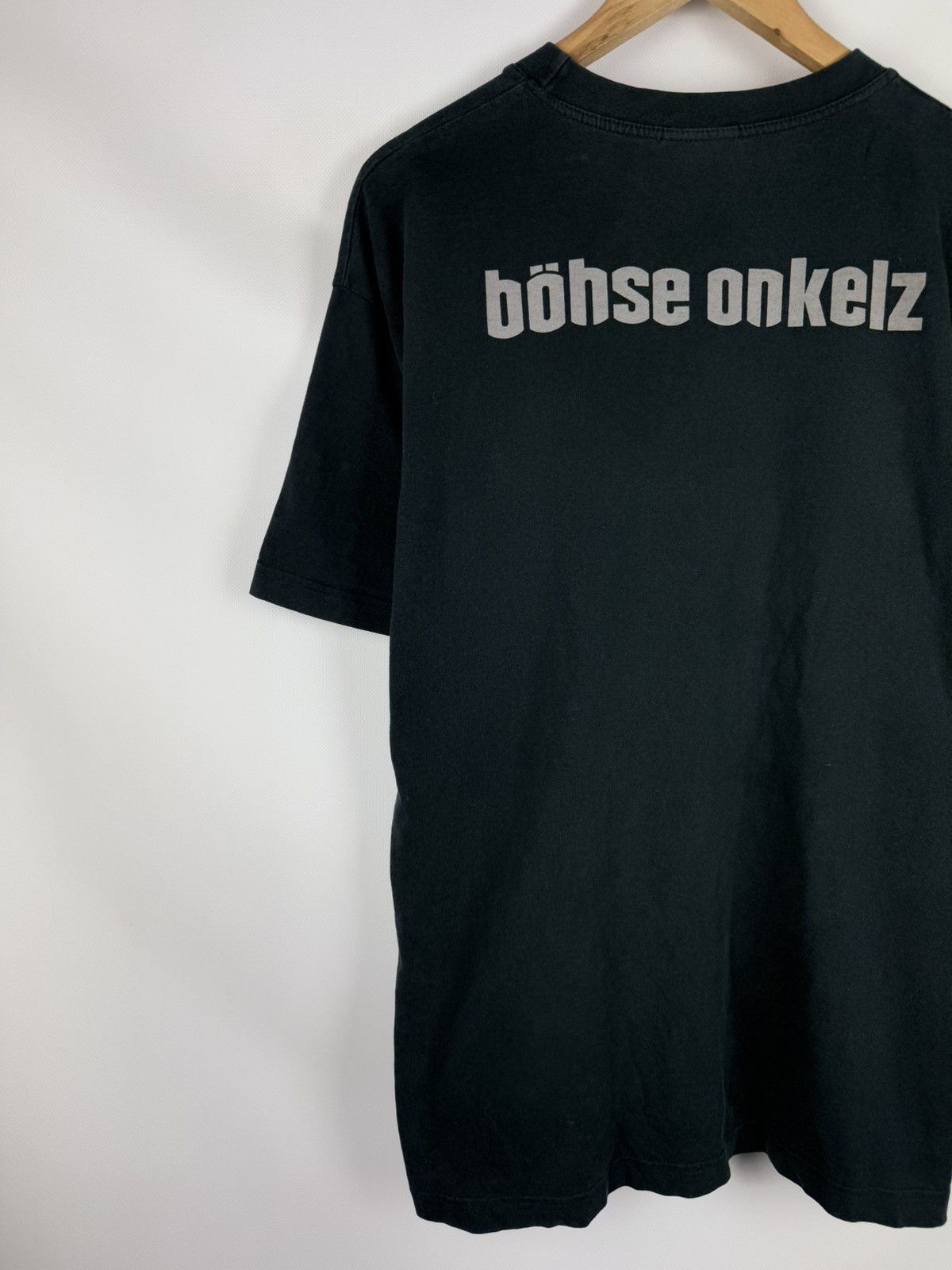 Band Tees × Vintage Bohse Onkelz Ach, Sie Suchen Streit Vintage Band T Shirt Tee Size US XL / EU 56 / 4 - 13 Thumbnail