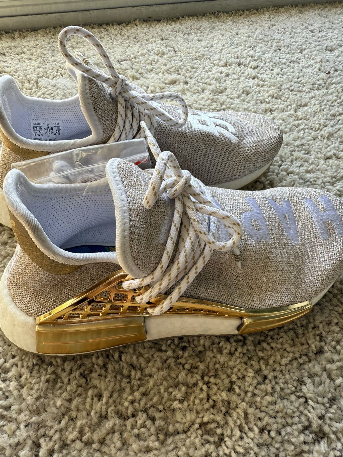 PharrellxNMD Hu Trail Happy