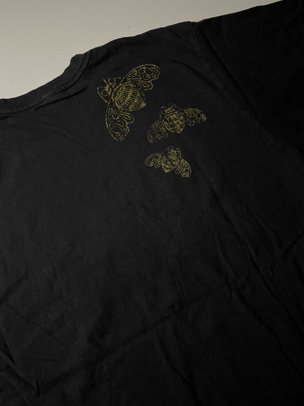Anvil Vintage Y2K Patron Tequila bumble bee graphic T-shirt. Size US XL / EU 56 / 4 - 5 Thumbnail