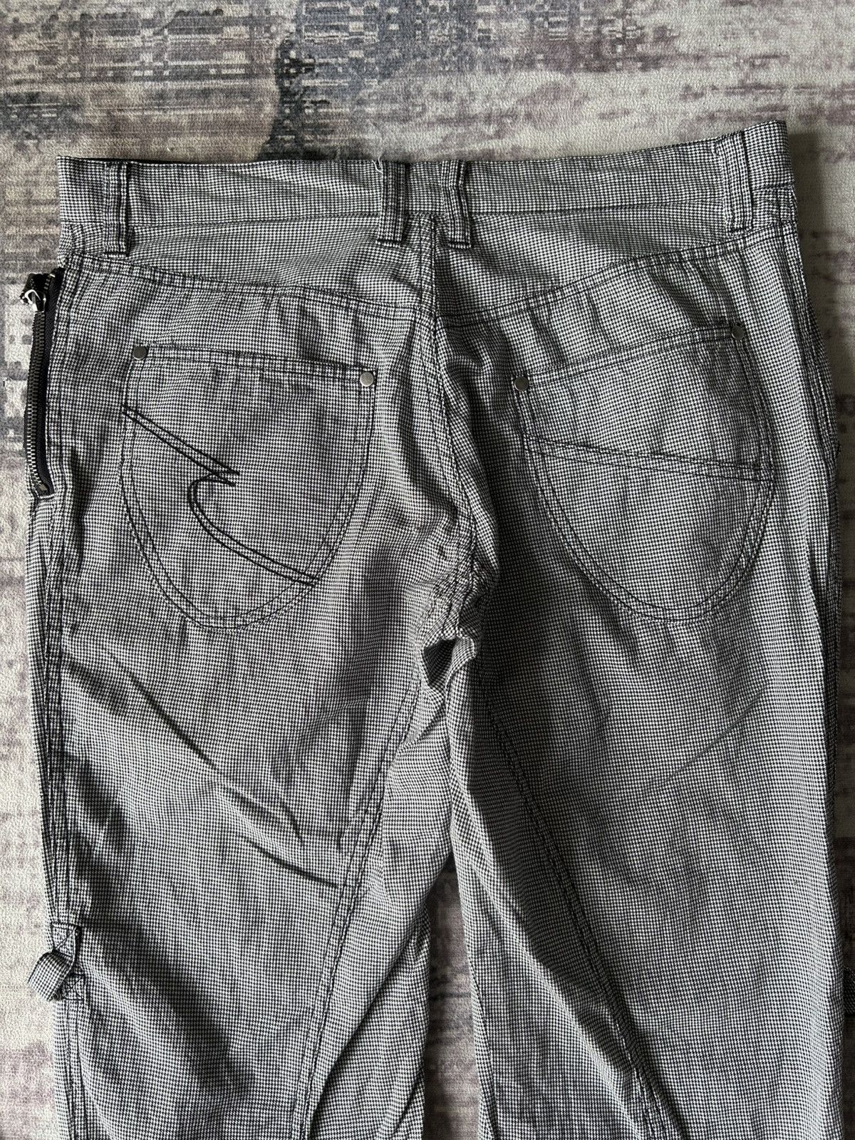 semanticdesign Y2k Semanticdesign Three Quarter Pants Size US 34 / EU 50 - 6 Thumbnail
