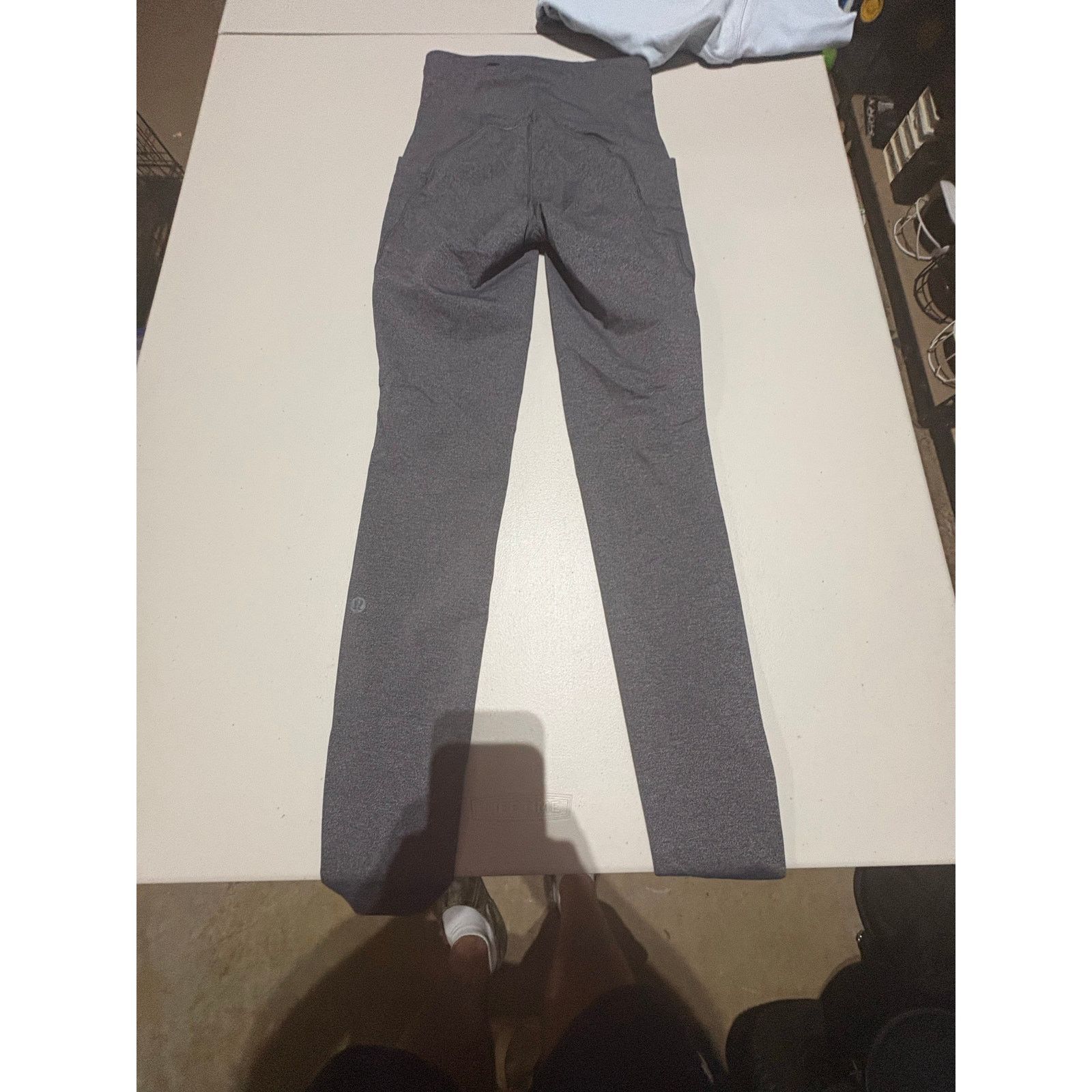 Lululemon Lululemon Women’s Gray High-Rise Leggings Size 2 Size 26" / US 2 / IT 38 - 9 Thumbnail