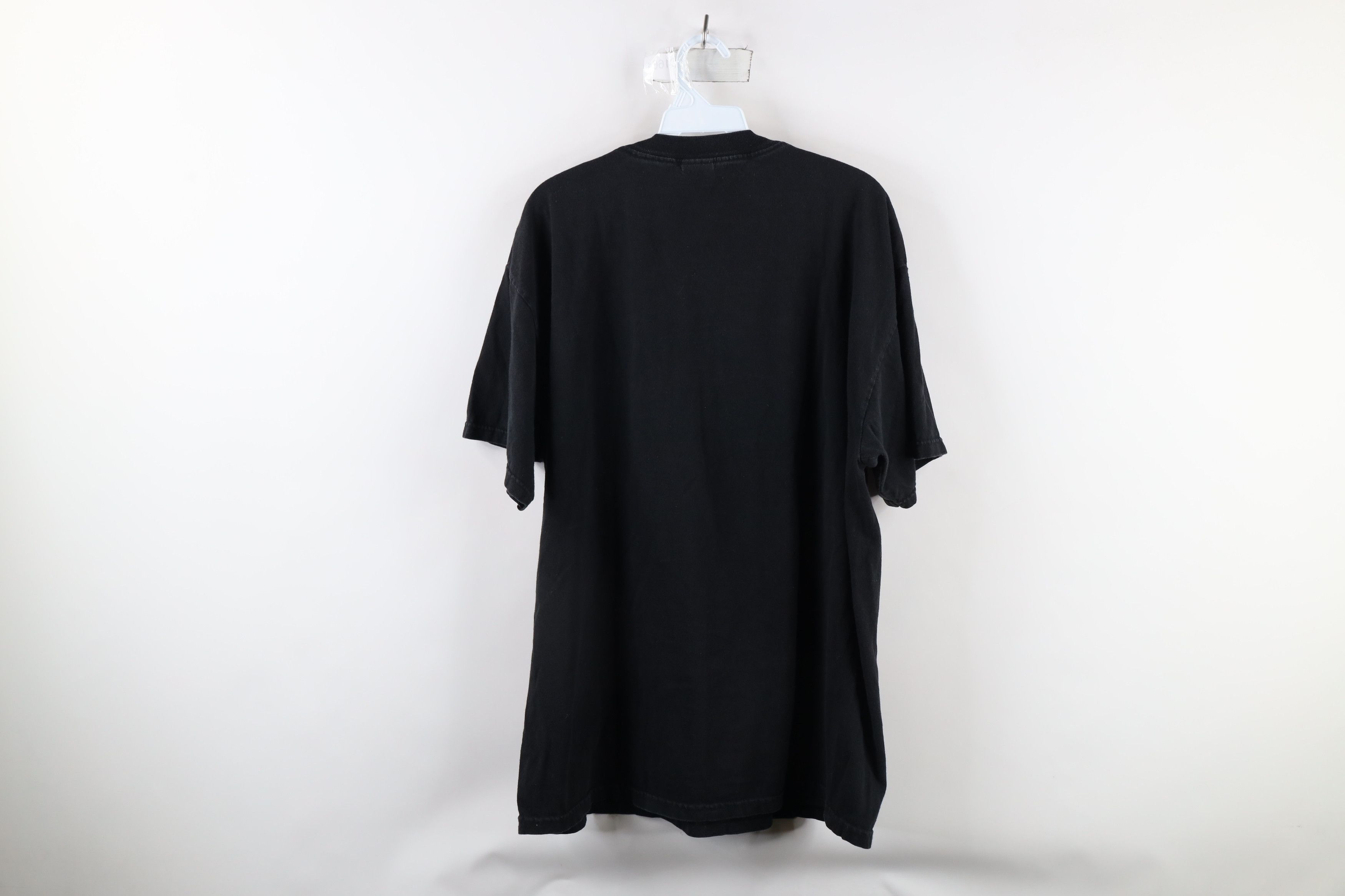 Vintage Vintage 90s Out Virgin Hotels Chicago Short Sleeve T-Shirt Size US XL / EU 56 / 4 - 6 Thumbnail