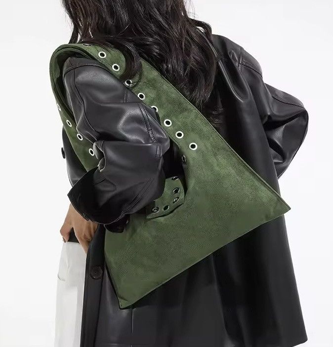 Other Streetwear Rivets Gothic Punk Capacity Shoulder Bag Size ONE SIZE - 1 Thumbnail