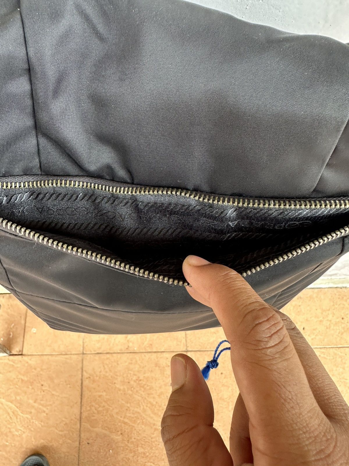 Prada × Vintage Prada Sling/Carry Bag Size ONE SIZE - 8 Thumbnail