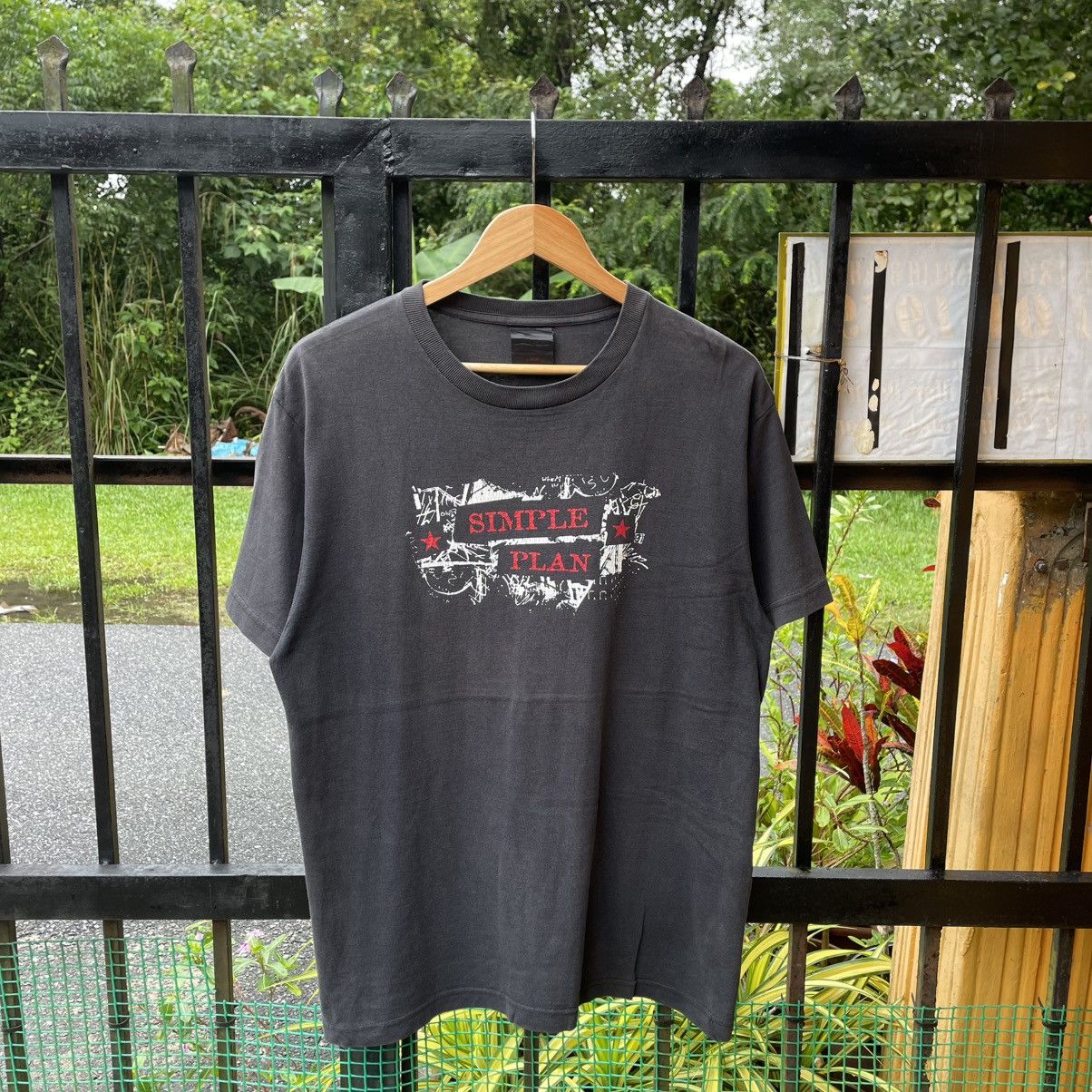 Band Tees 🔥Vintage 00s Simple Plan Pop Punk Rock Band Promo Music Tee Size US L / EU 52-54 / 3 - 1 Thumbnail