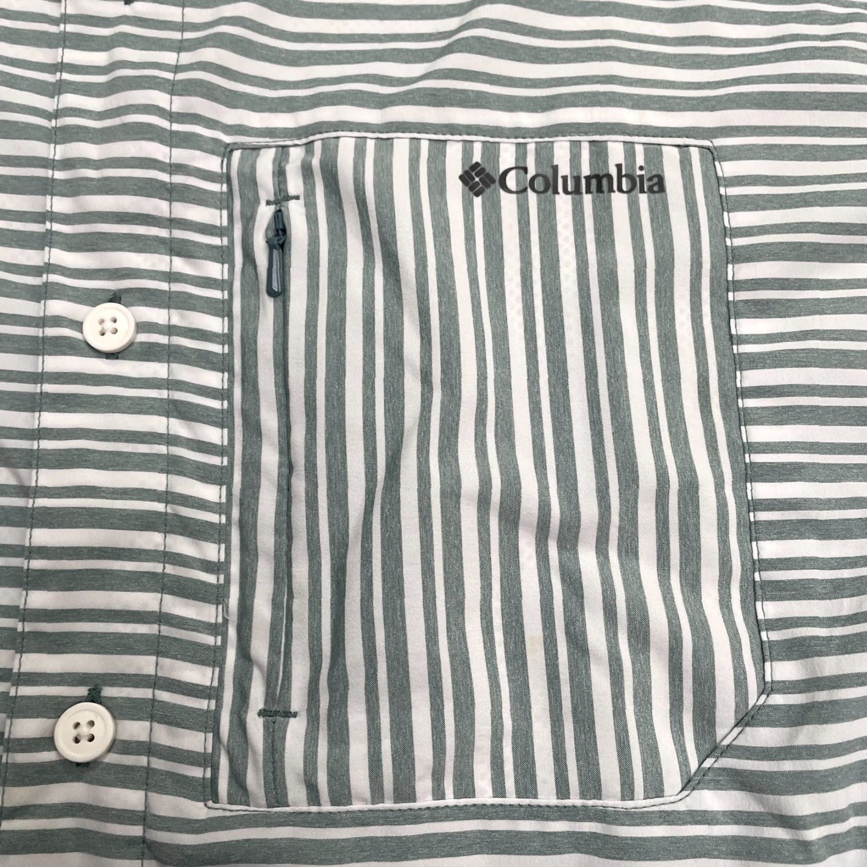 Twisted X Columbia Shirt Mens Large White Gray Striped Omni Shade Twisted Creek III Fish Outdoor Size US L / EU 52-54 / 3 - 5 Thumbnail