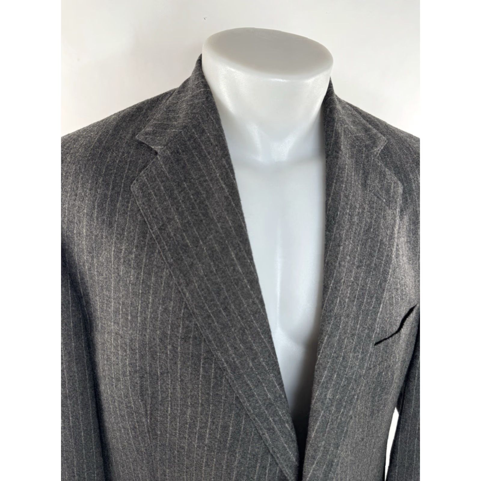 Polo Ralph Lauren Polo Ralph Lauren USA Wool Pinstripe Mens 44 Suit EXCELLENT Grey USA Theme Wool Coat Pants 44 Regular Men’s Suit Mens Size US XXL / EU 58 / 5 - 2 Thumbnail