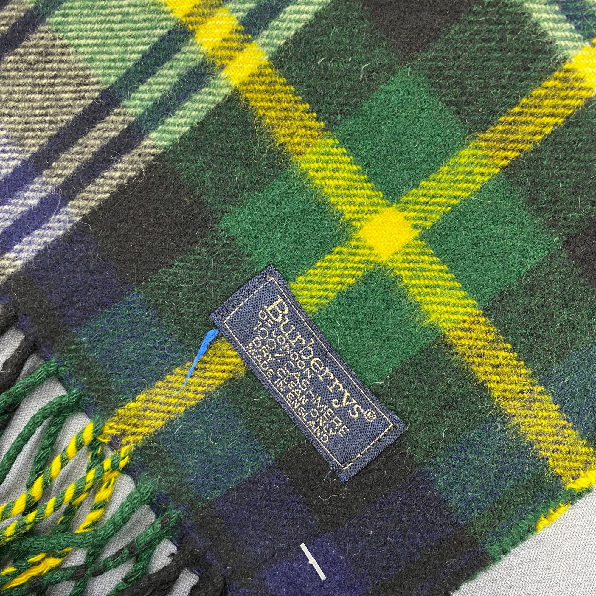 Burberry Vintage Burberry Scarf Muffler Wool Cashmere Plaid Scarves Size ONE SIZE - 4 Thumbnail
