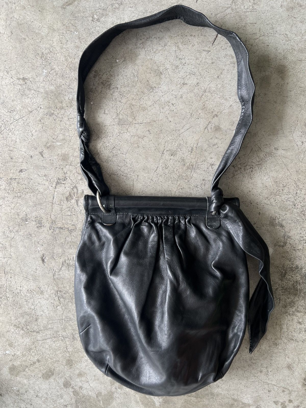 Dries Van Noten Archive Dries Van Noten - Knot Leather Shoulder Bag Size ONE SIZE - 1 Thumbnail