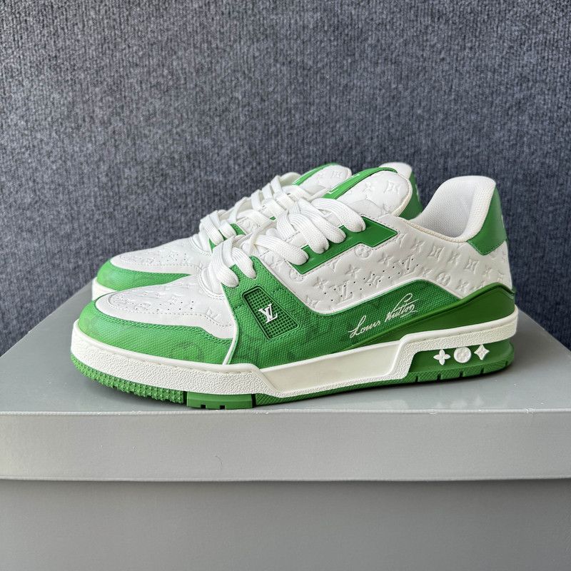 Louis Vuitton Louis Vuitton Trainer Low-Top Fashion Sneakers for All 0079 Size US 8.5 / EU 41-42 - 1 Thumbnail