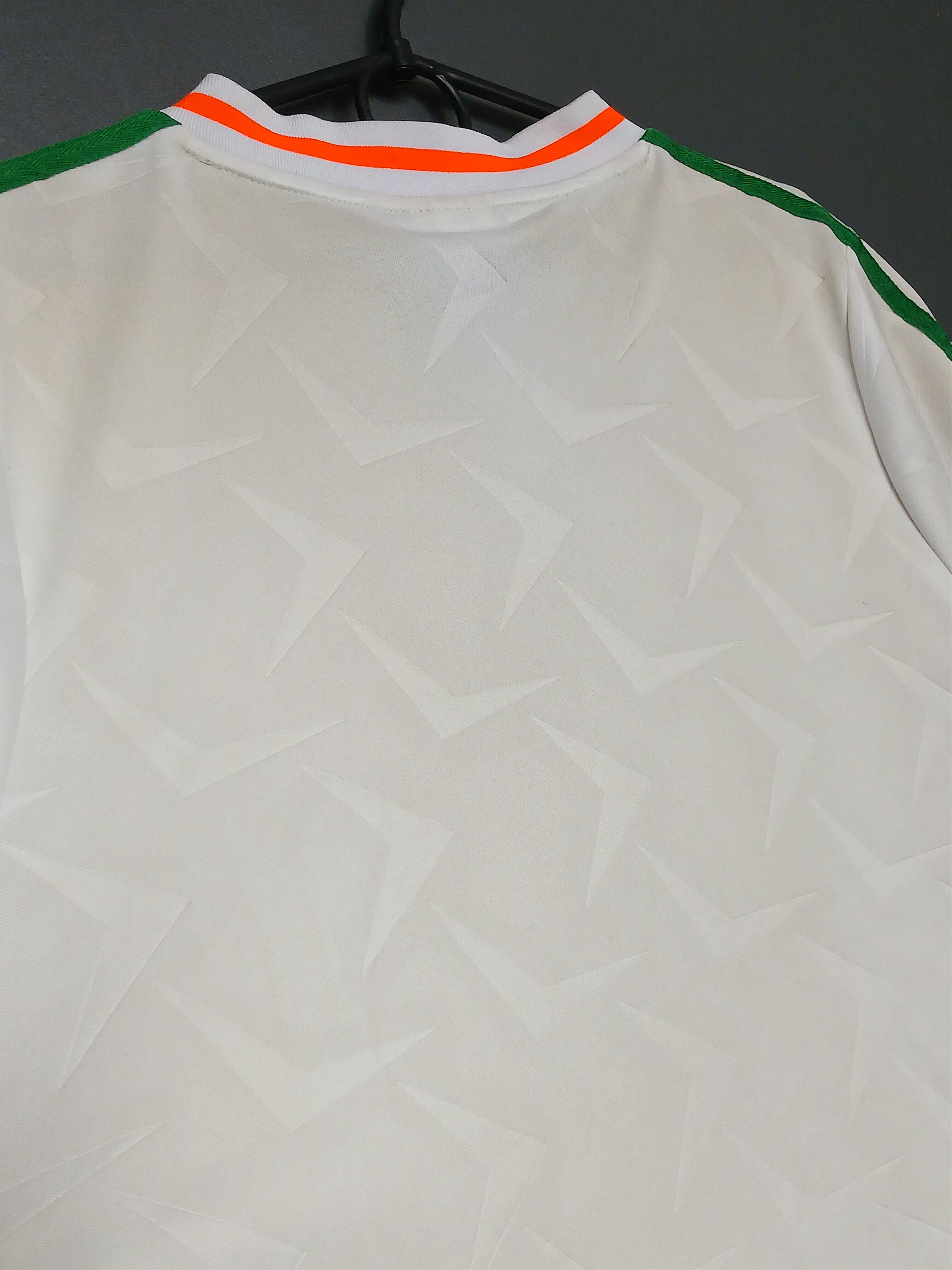 Other Ireland National Team 1990/1992 Away Football Jersey Size US L / EU 52-54 / 3 - 4 Thumbnail