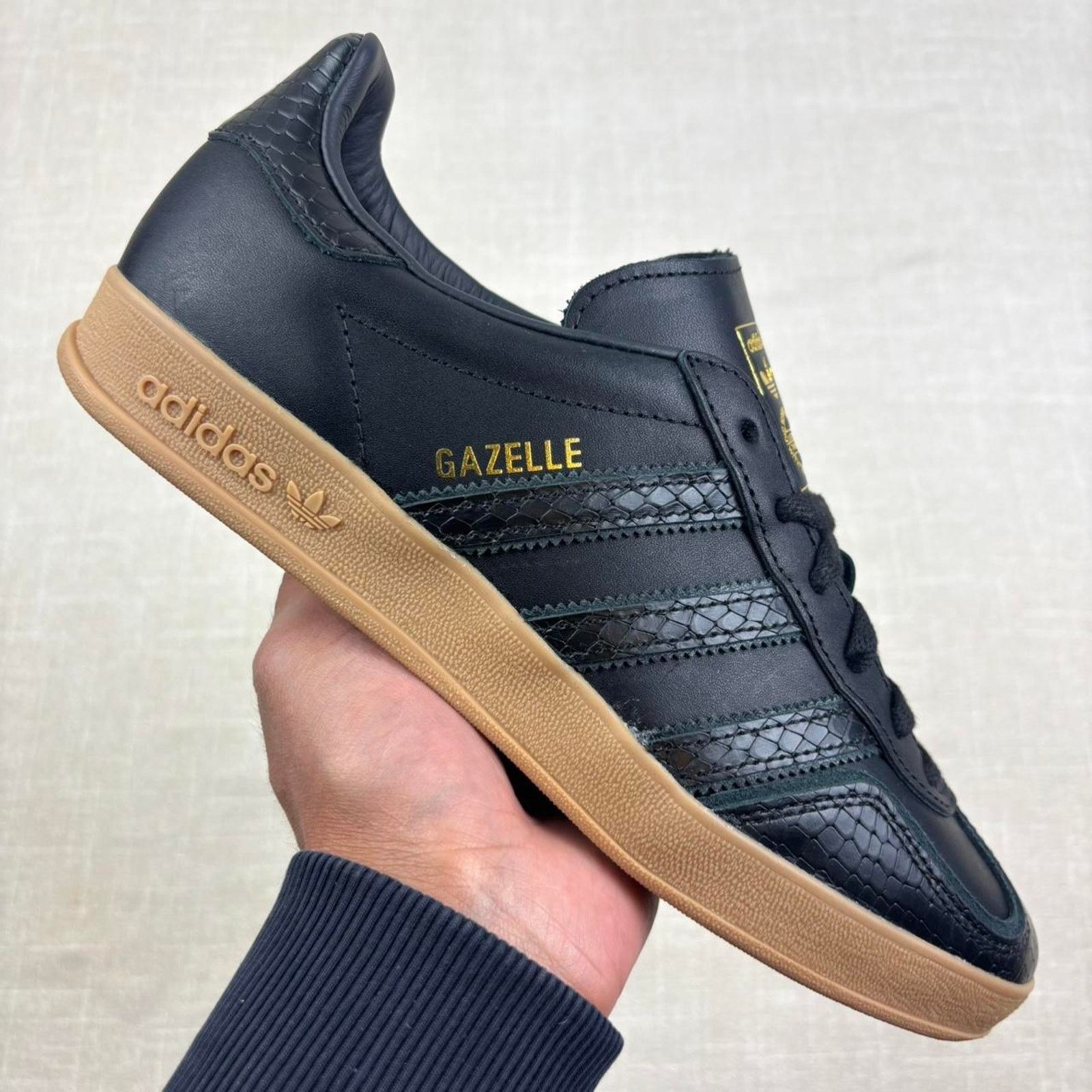 adidas gazelle silver green womens adidas Mens Gazelle Indoor Pro Shoes 9.5 main image 0