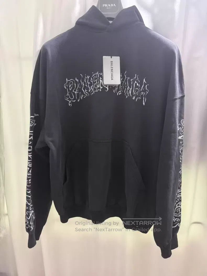 Balenciaga Balenciaga Black Dragon Year Limited Flame Sanskrit Hoodie Size US M / EU 48-50 / 2 - 1 Thumbnail
