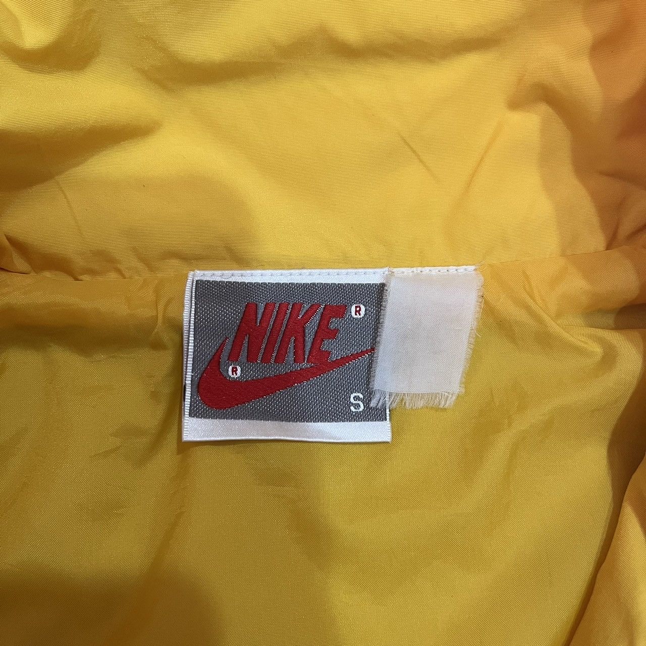Nike vintage nike quarter windbreaker jacket yellow Size US S / EU 44-46 / 1 - 4 Thumbnail
