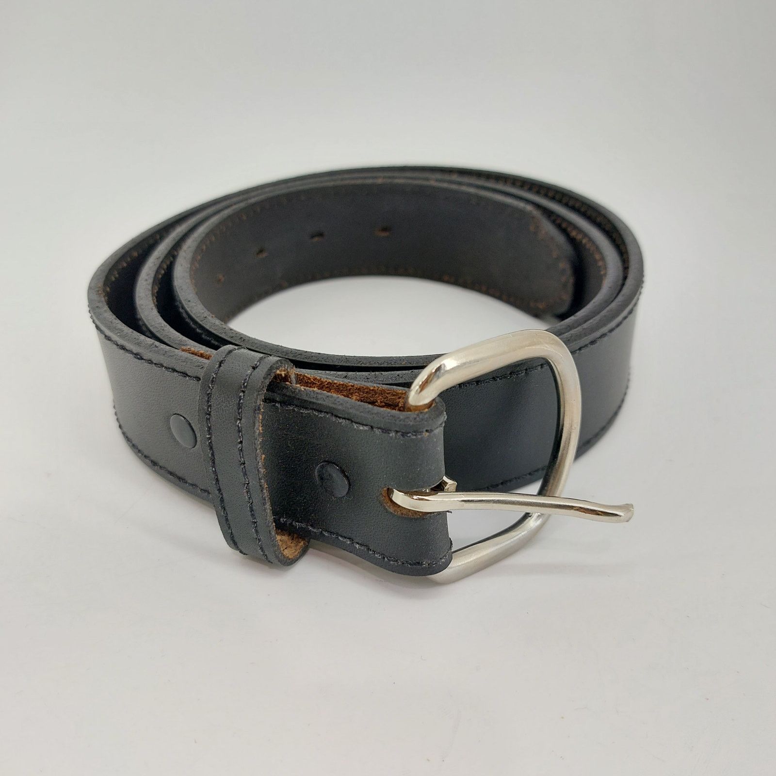 Other Men's Black Genuine Leather Belt Size 42 Single Prong Buckle Size 42 - 10 Thumbnail