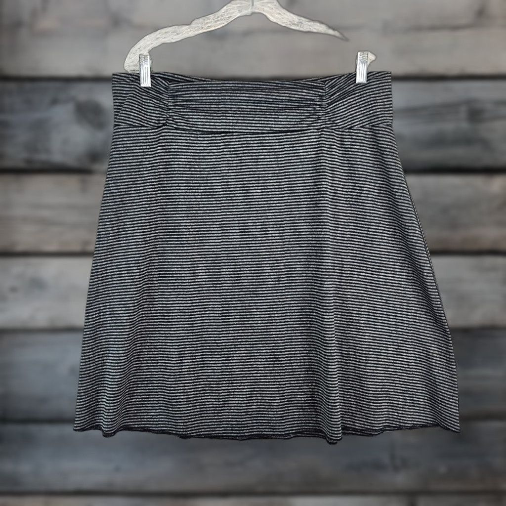 Vintage Tranquility Womens Skirt Sz XL Black Gray Stripes Pull On A-Line Short Size 40" / US 18 - 1 Thumbnail