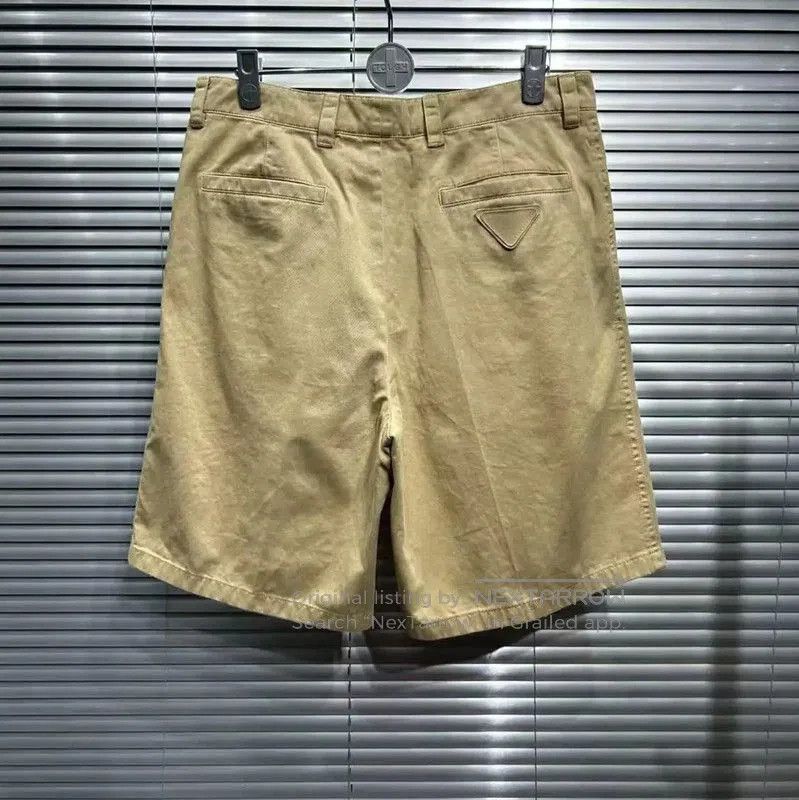 Prada Prada Khaki Cotton Casual Shorts for Summer. Size US 32 / EU 48 - 2 Thumbnail