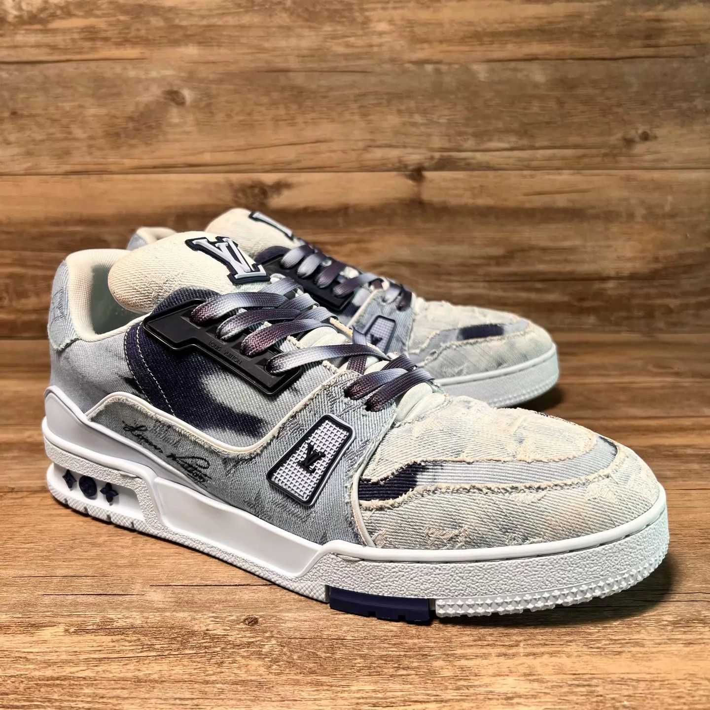 Louis Vuitton LV Denim Tie-Dye Washed Trainer UK9 43 Size US 10 / EU 43 - 2 Thumbnail