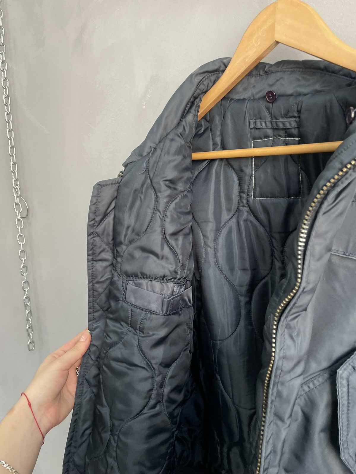 Alpha Industries Rare CWU Alpha Industries ma-1 bomber jacket y2k Size US M / EU 48-50 / 2 - 10 Thumbnail
